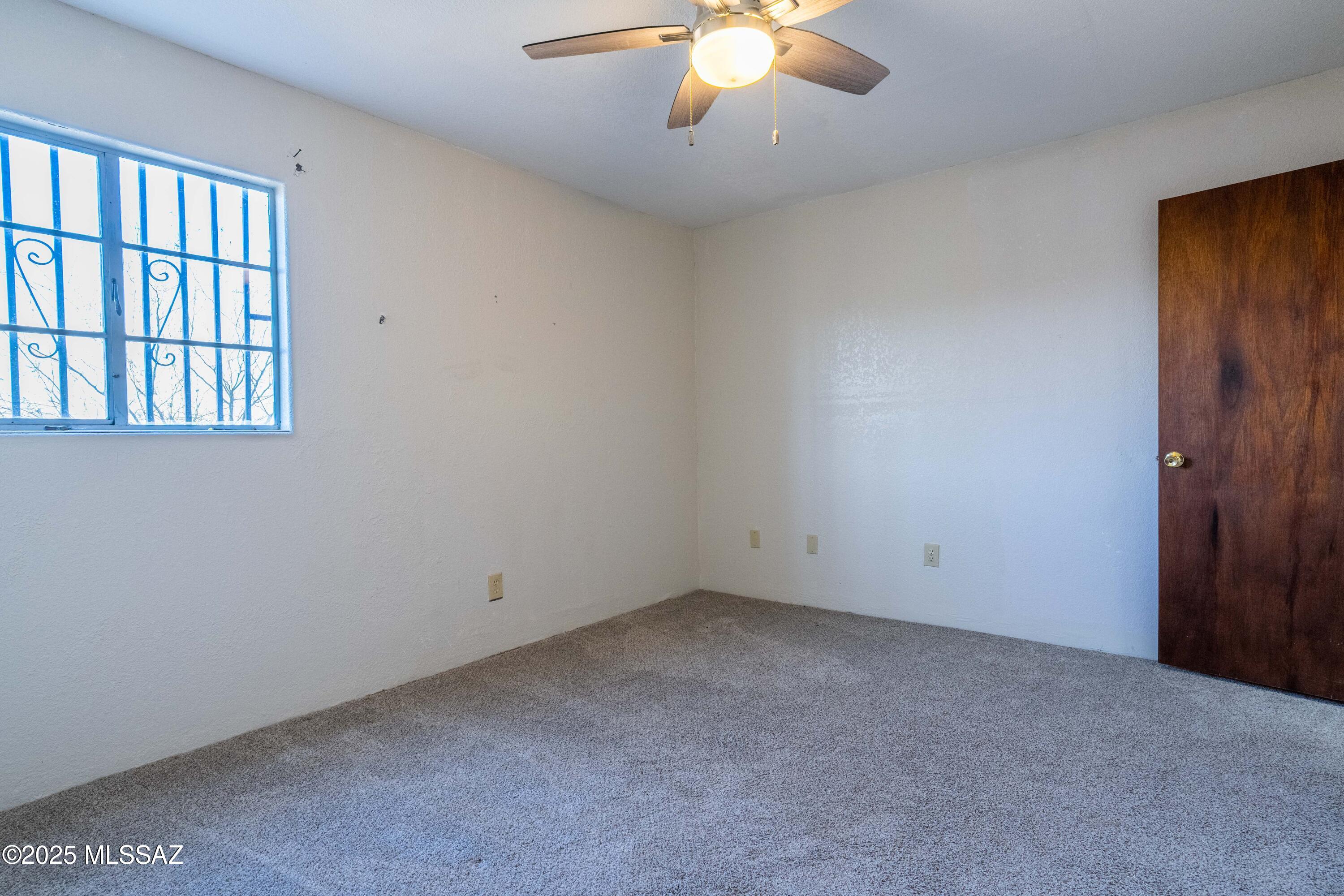 4120 W Calle Dos