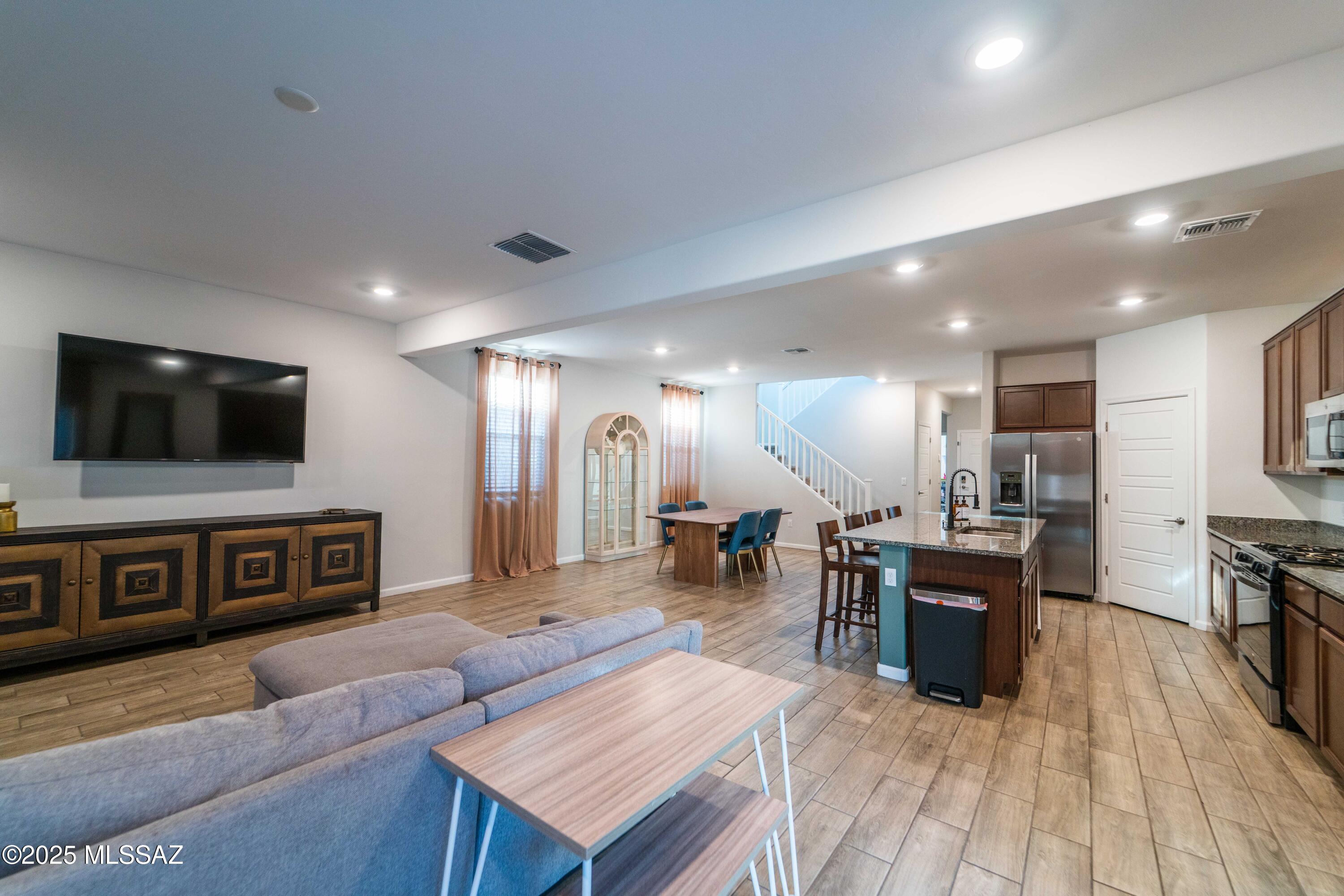 7119 W Ferntree Lane