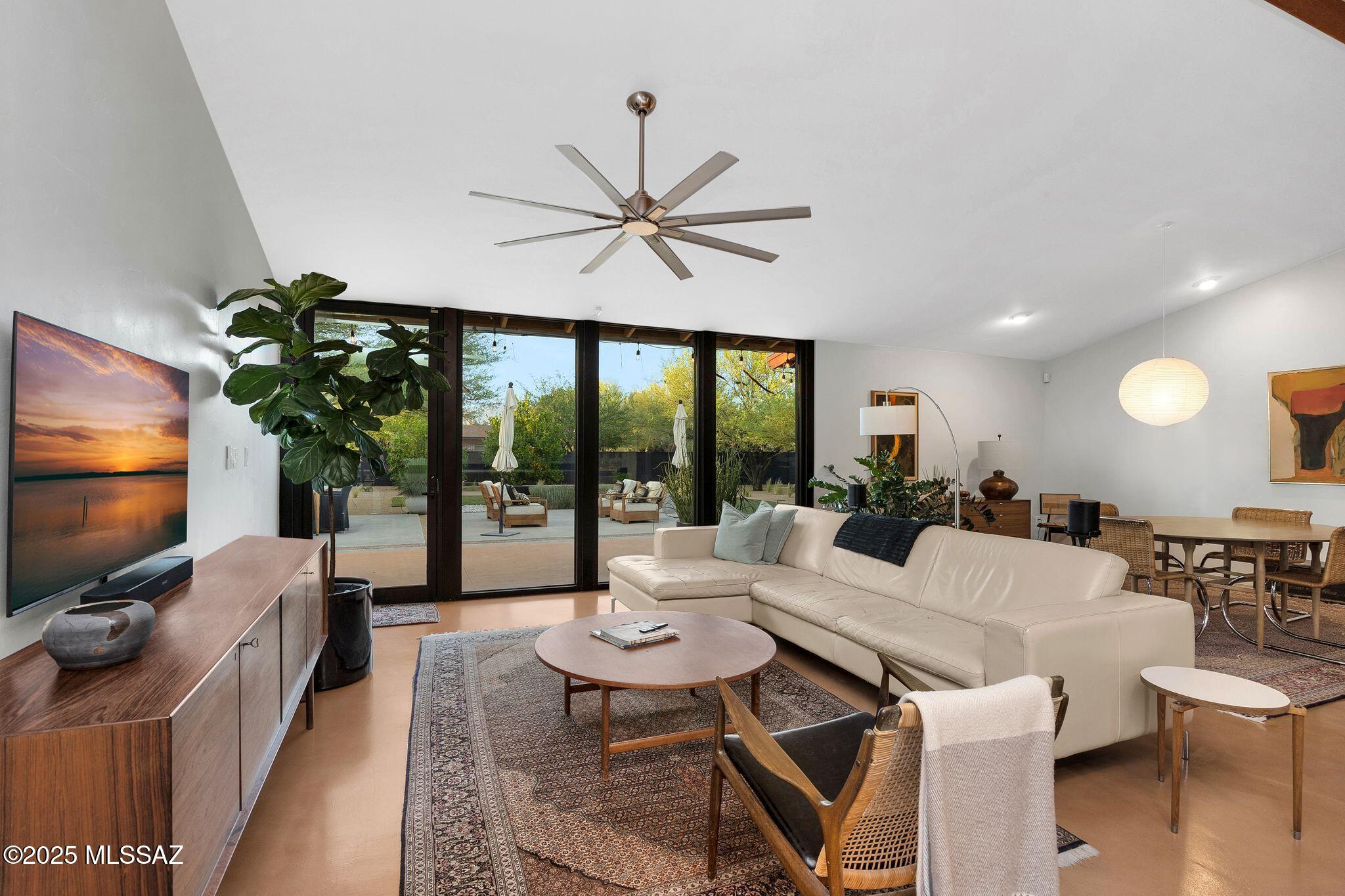 3361 E Terra Alta Boulevard