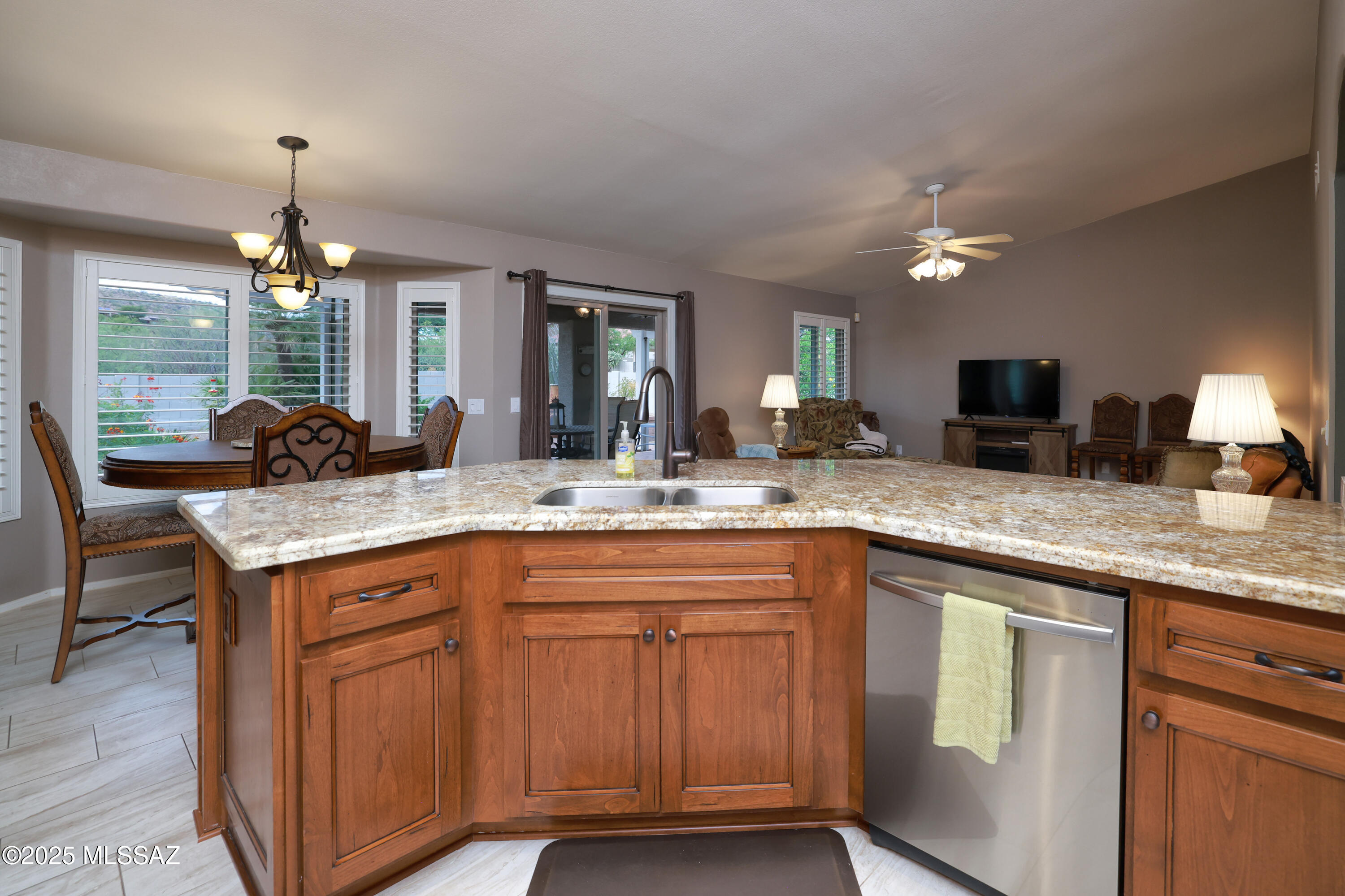65778 E Mesa Ridge Court