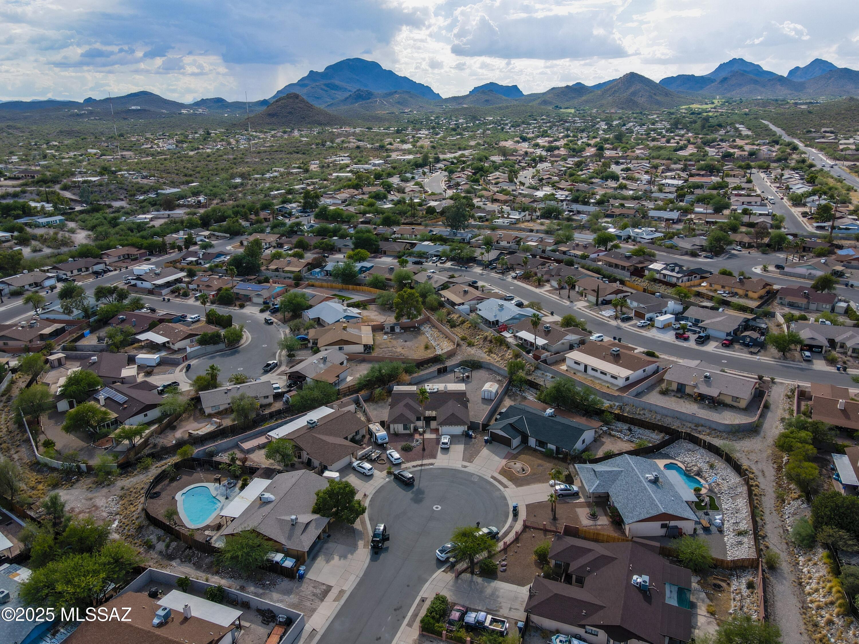 2152 W Jackalope Place