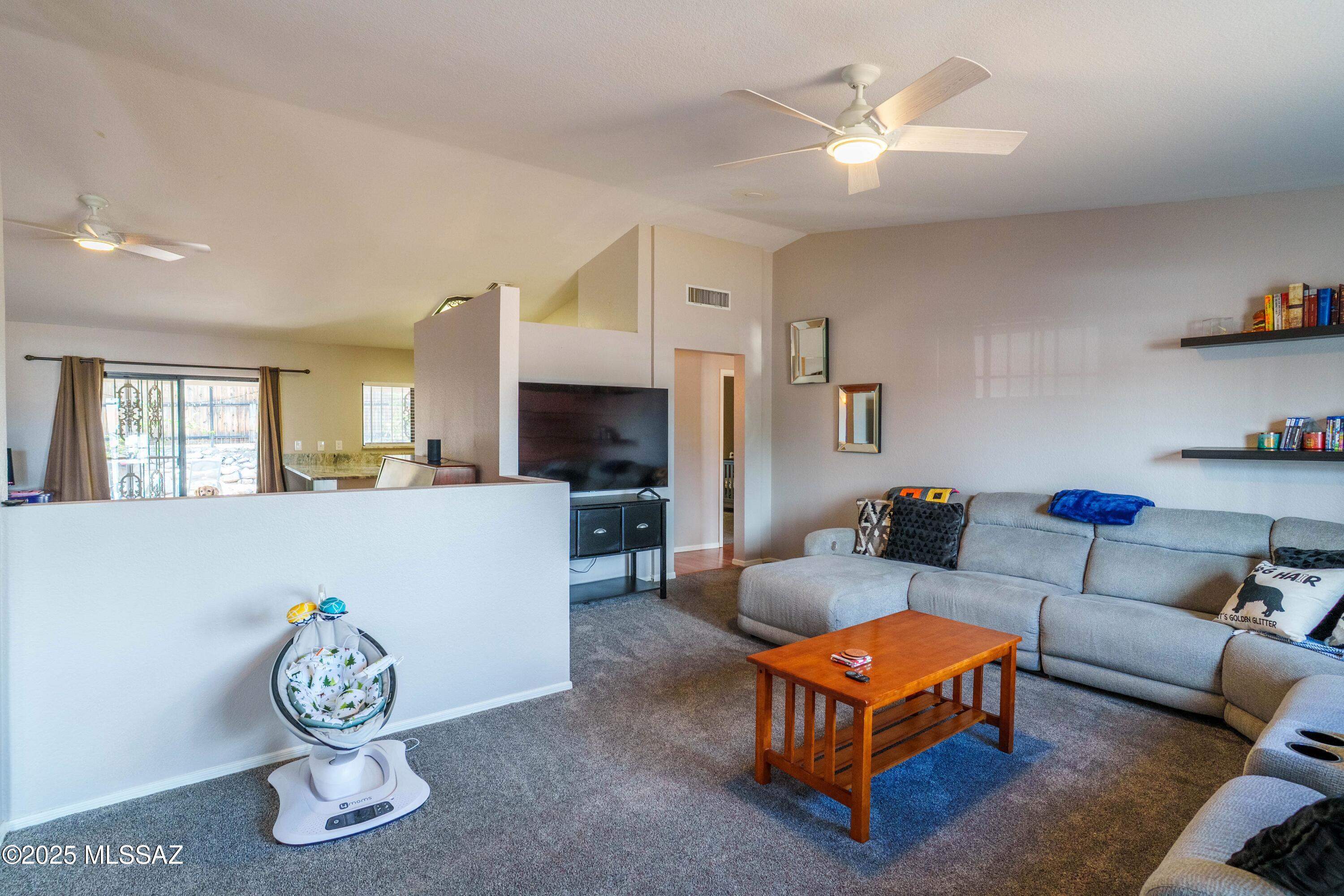 2152 W Jackalope Place
