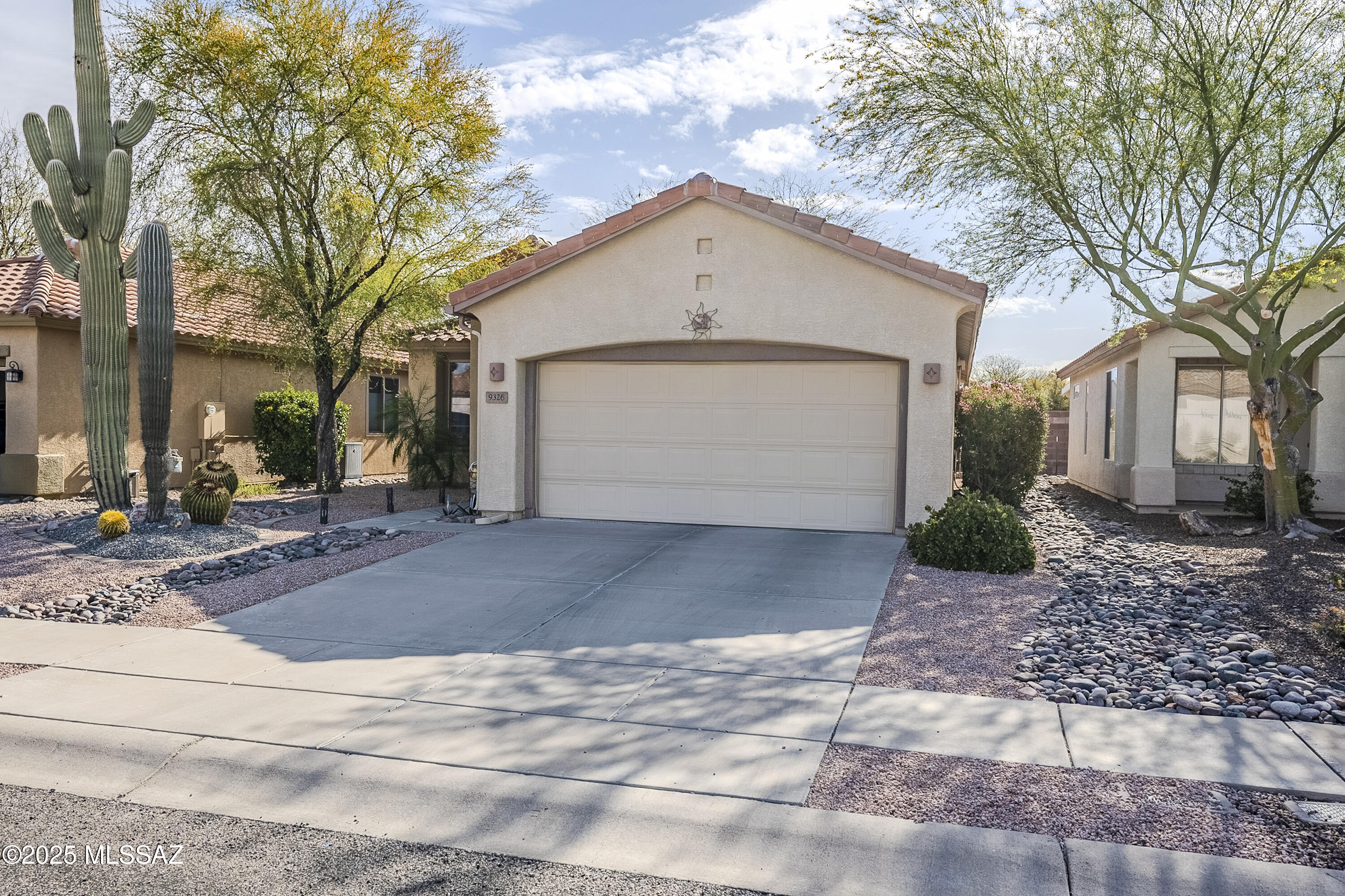 9326 N Desert Mist Lane