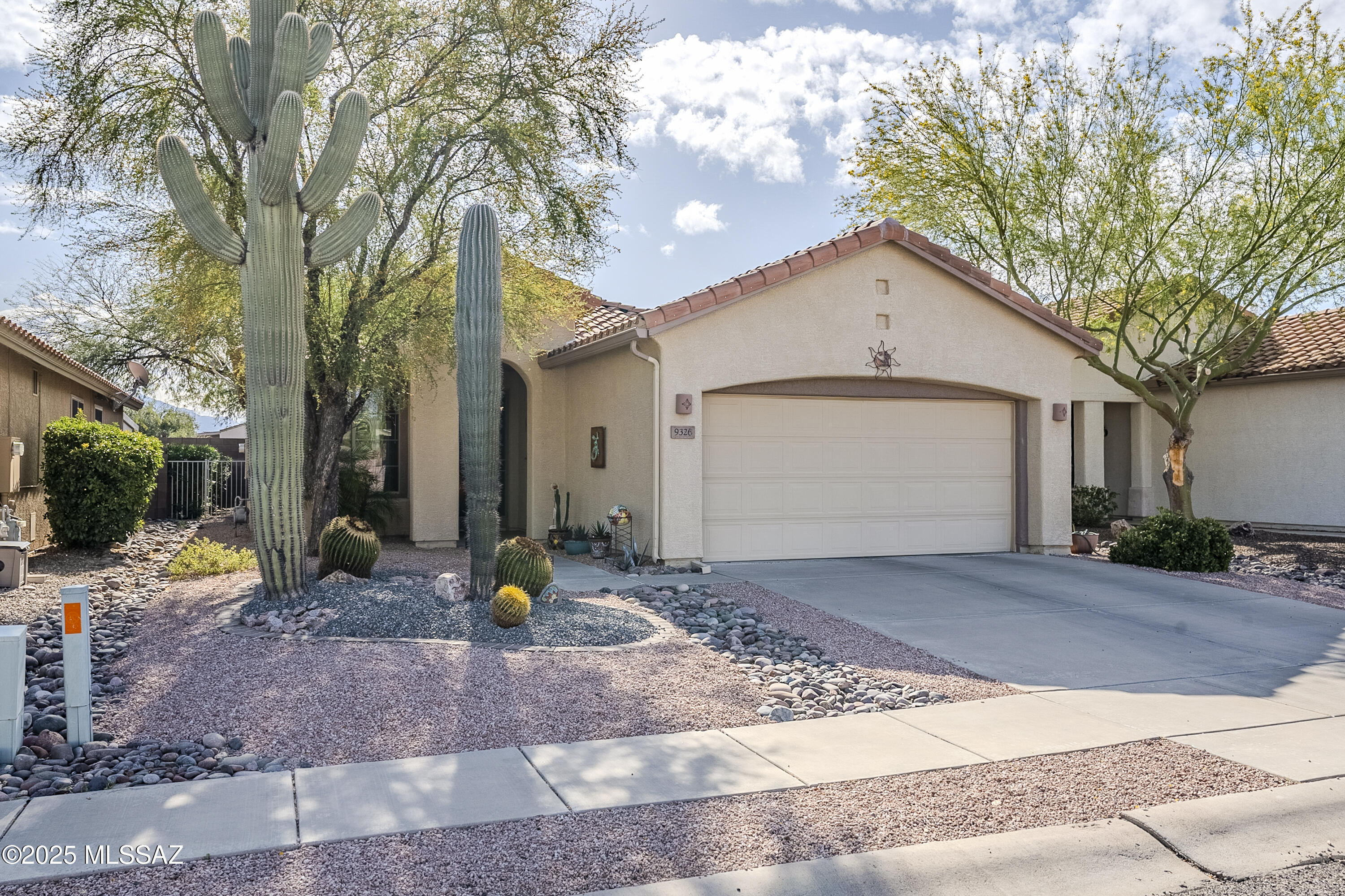 9326 N Desert Mist Lane