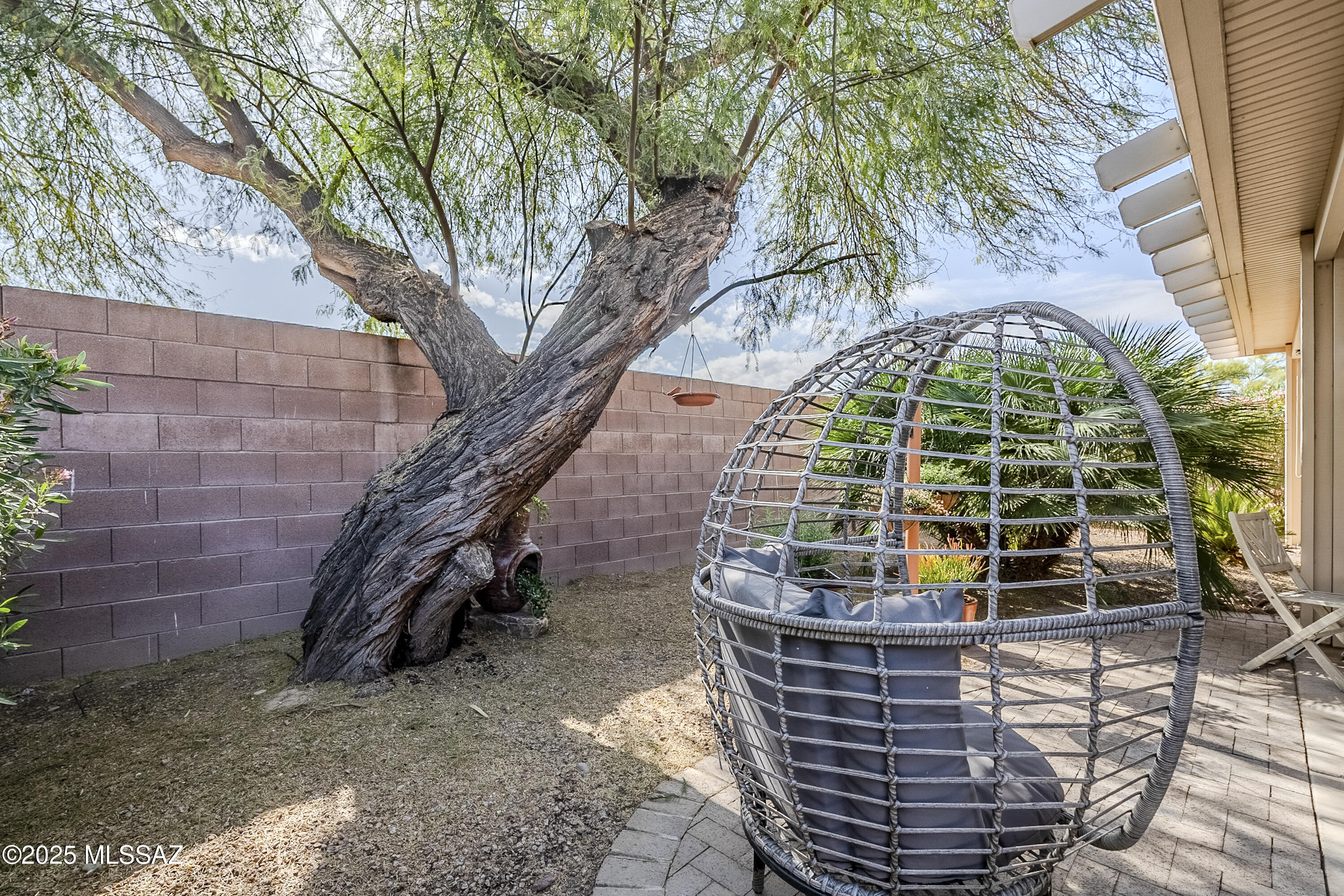 9326 N Desert Mist Lane