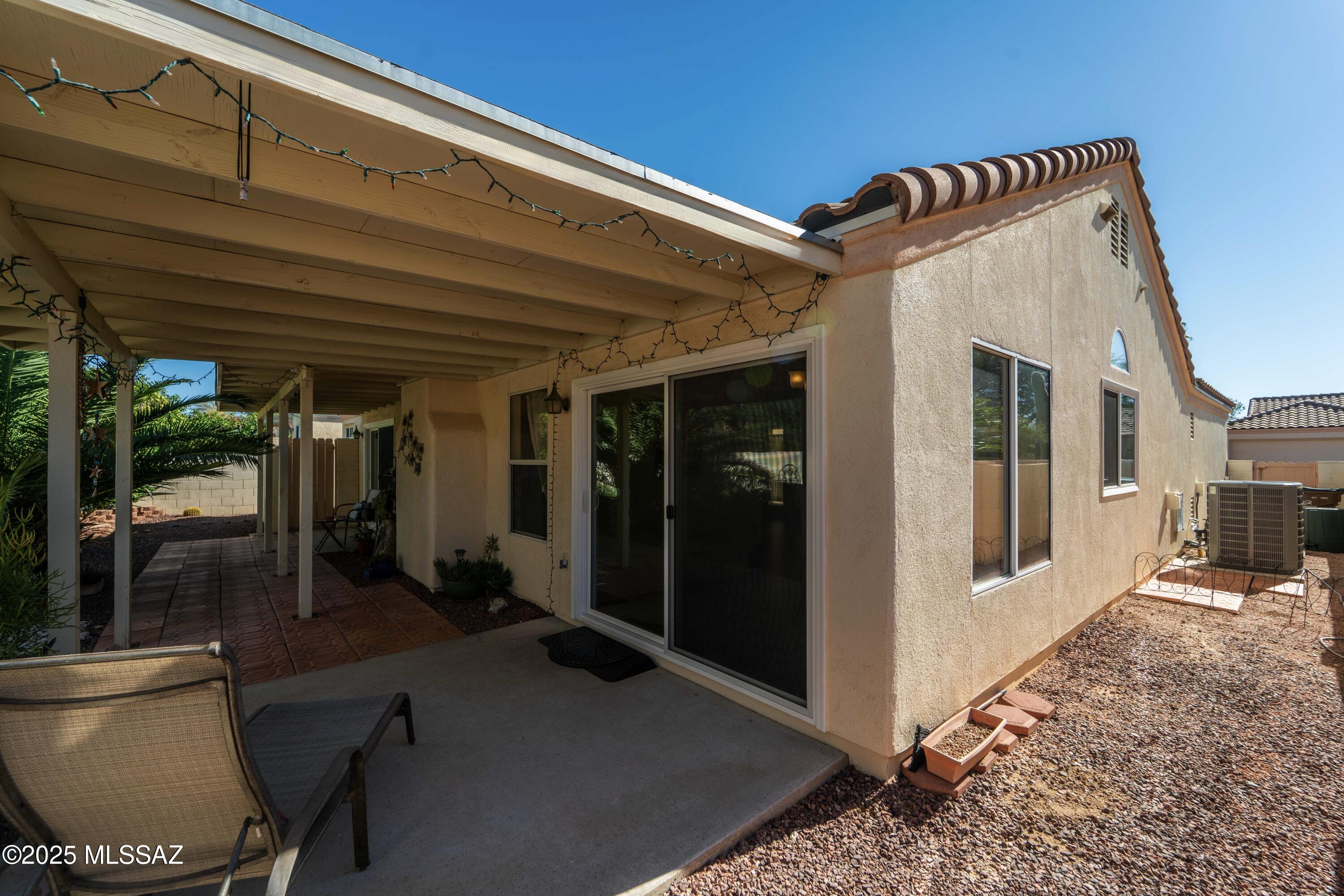 3673 W Thundercloud Loop