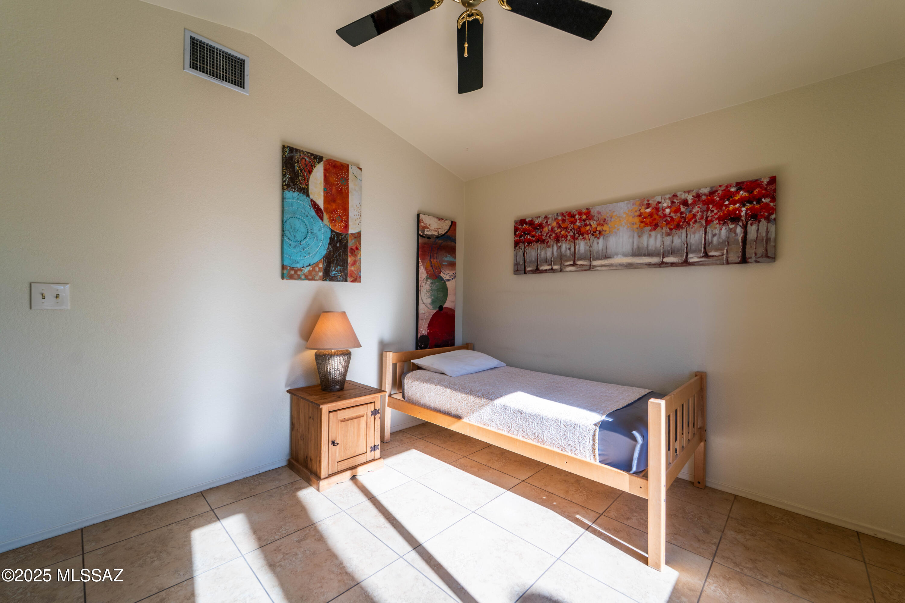 3673 W Thundercloud Loop