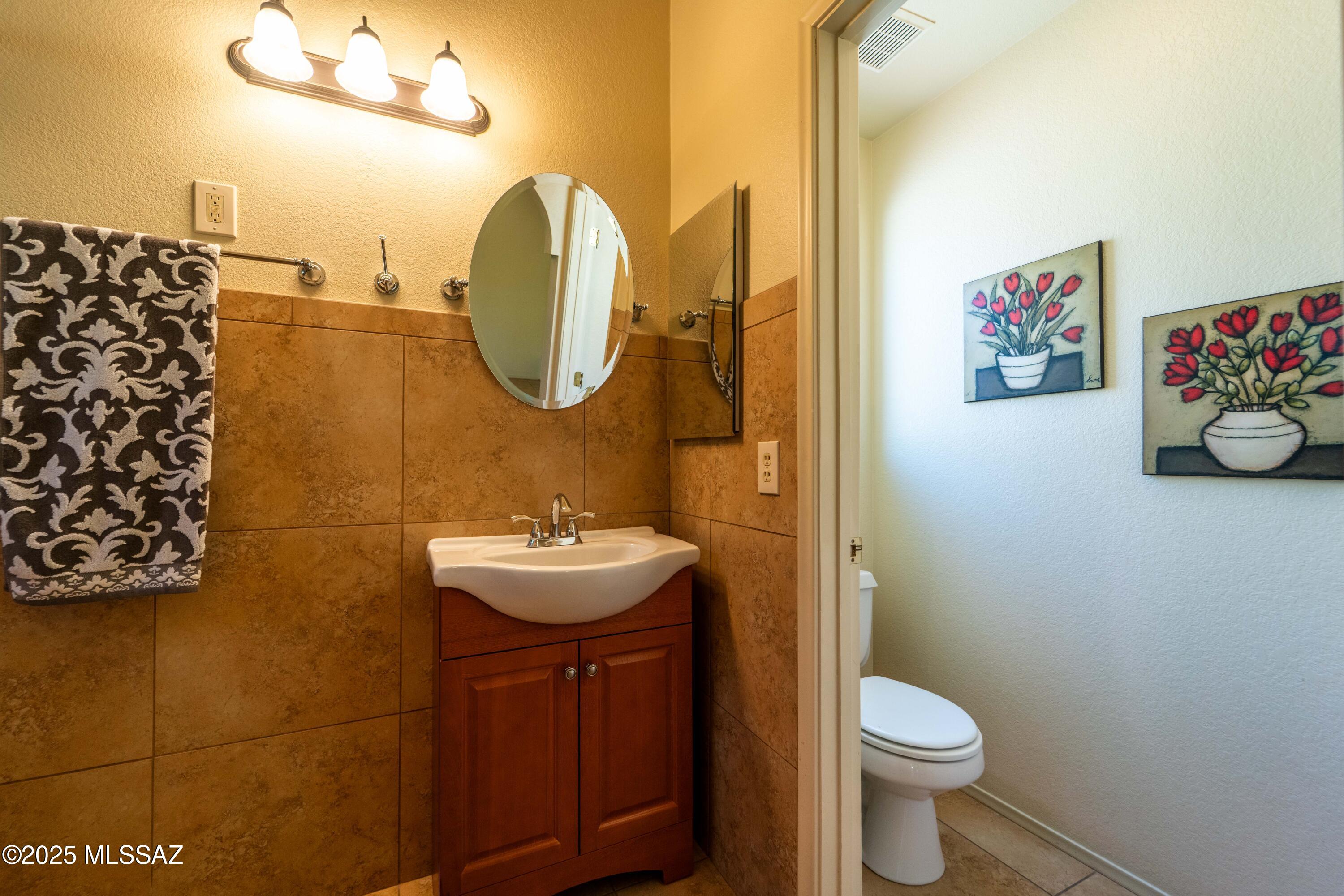 3673 W Thundercloud Loop