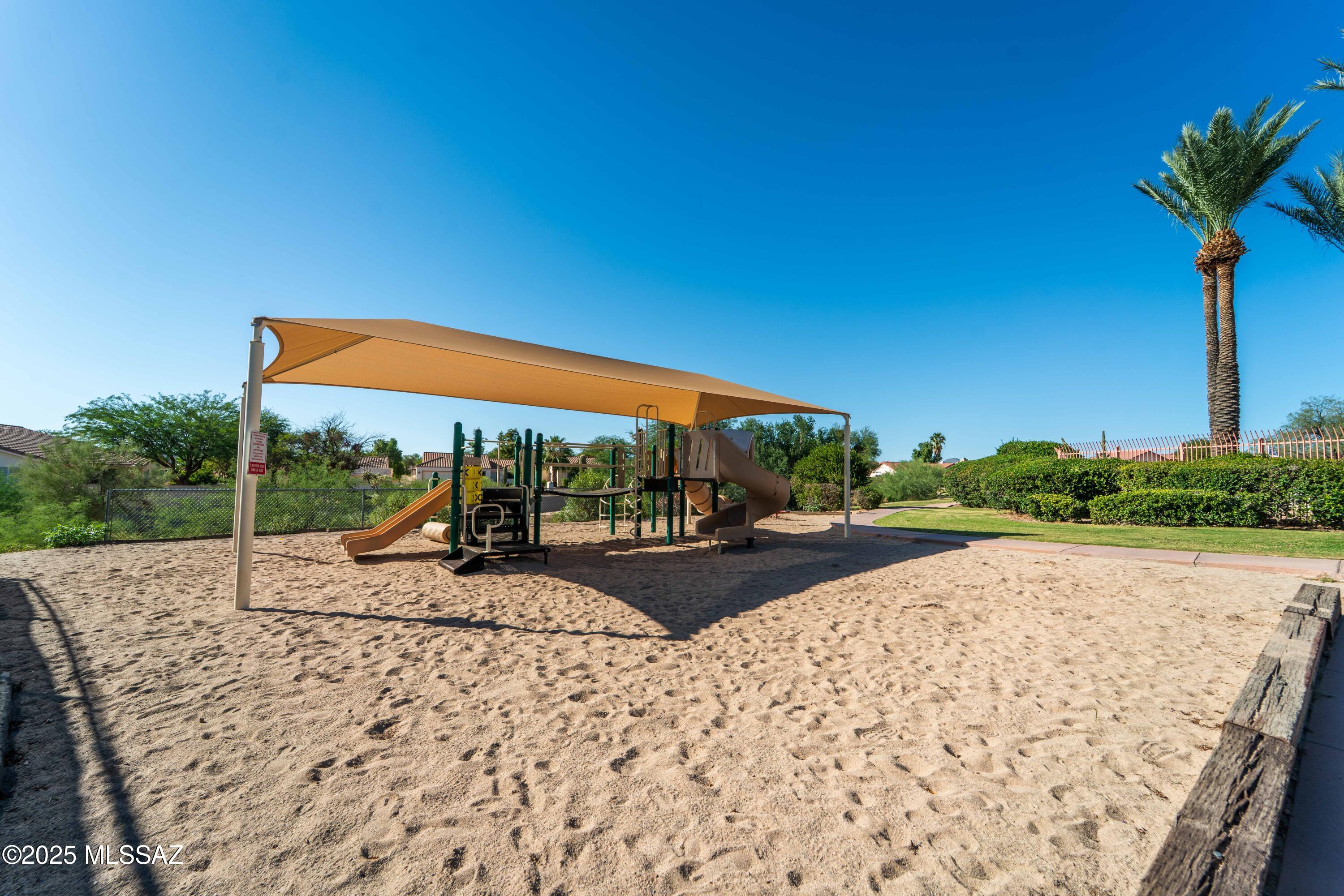 3673 W Thundercloud Loop