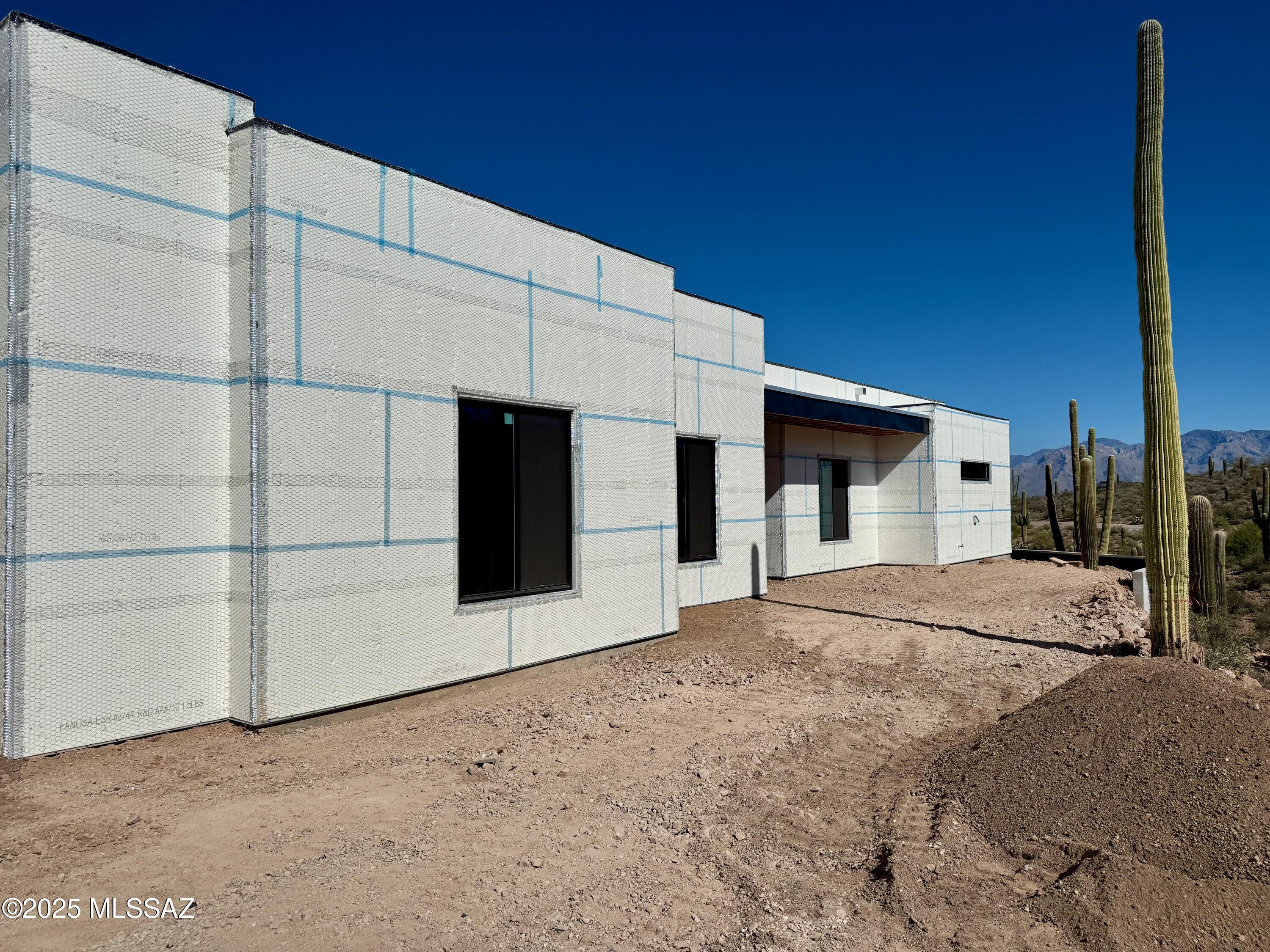 5931 W El Camino Del Cerro