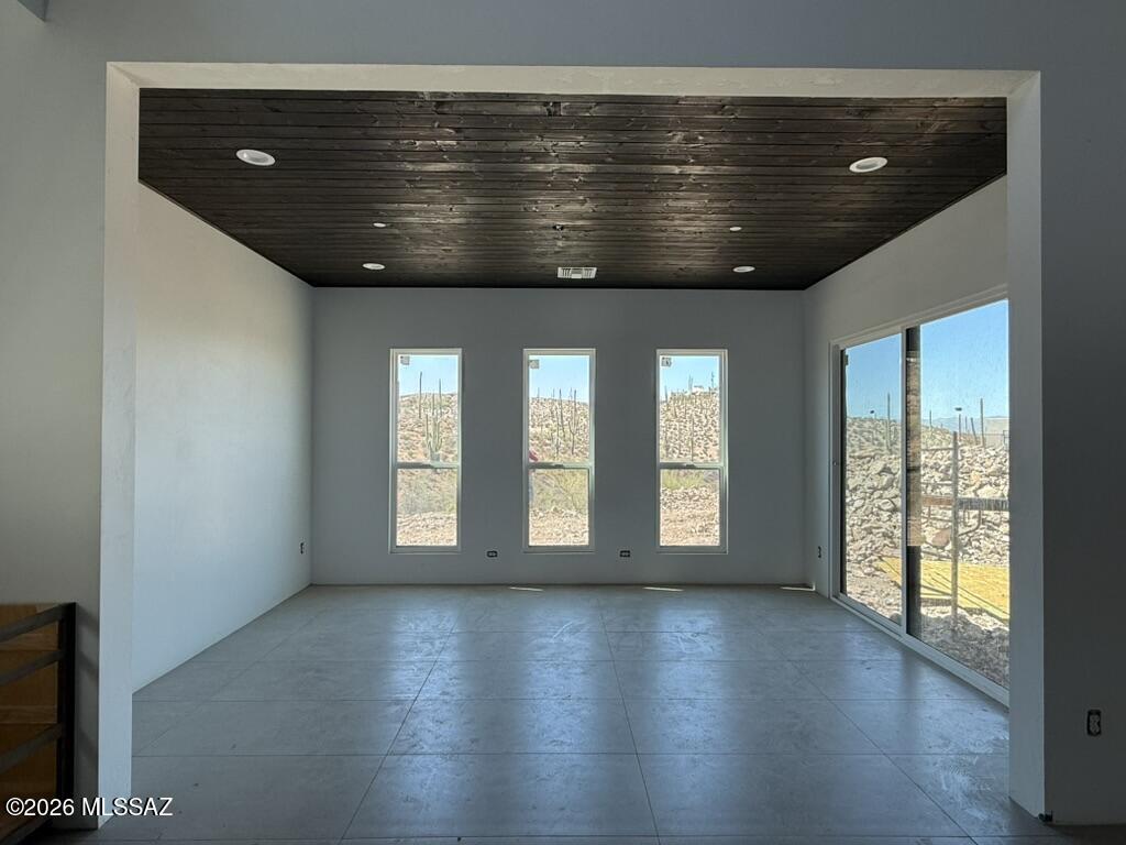 5931 W El Camino Del Cerro