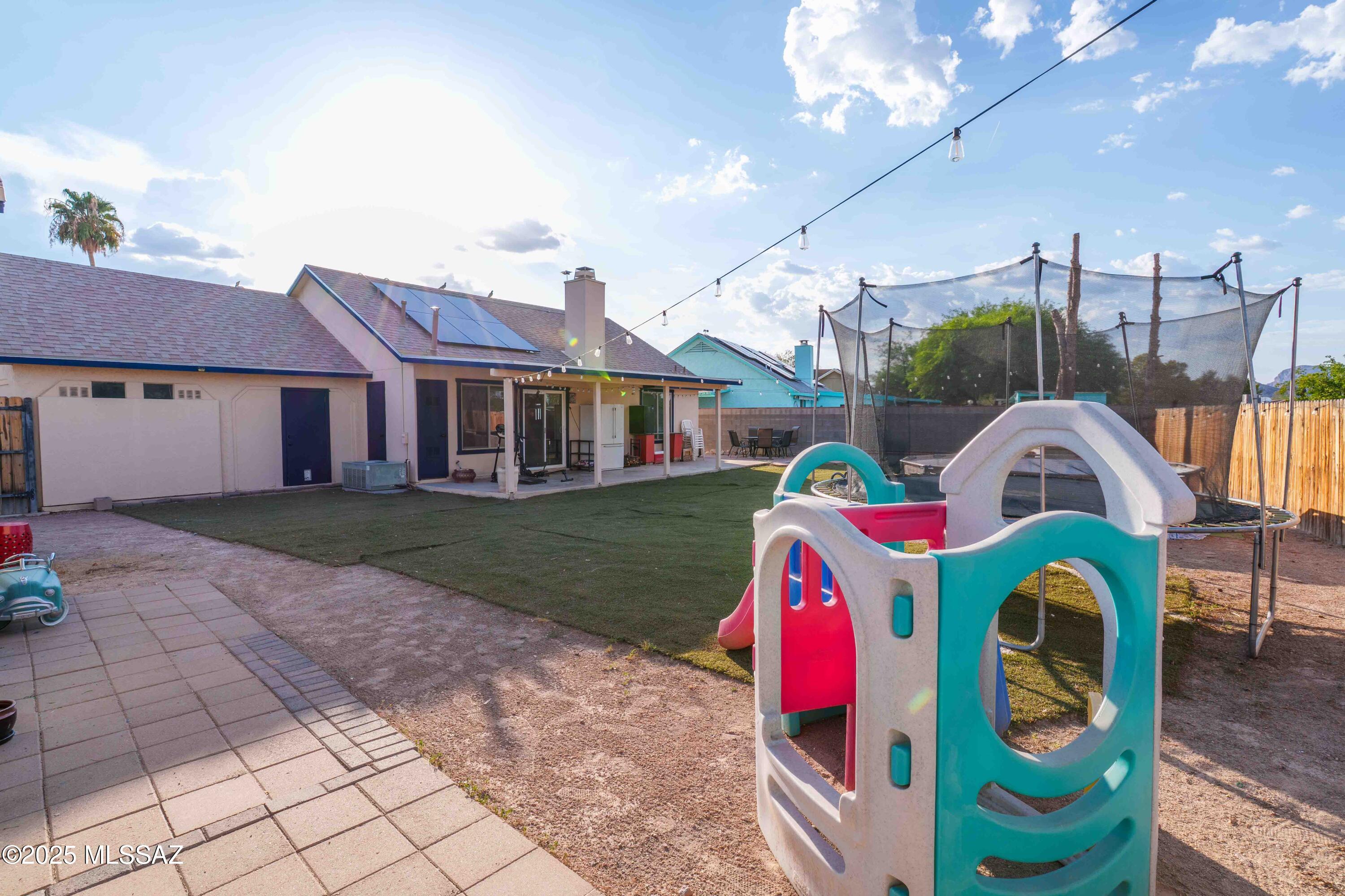 7111 S Camino Libertad