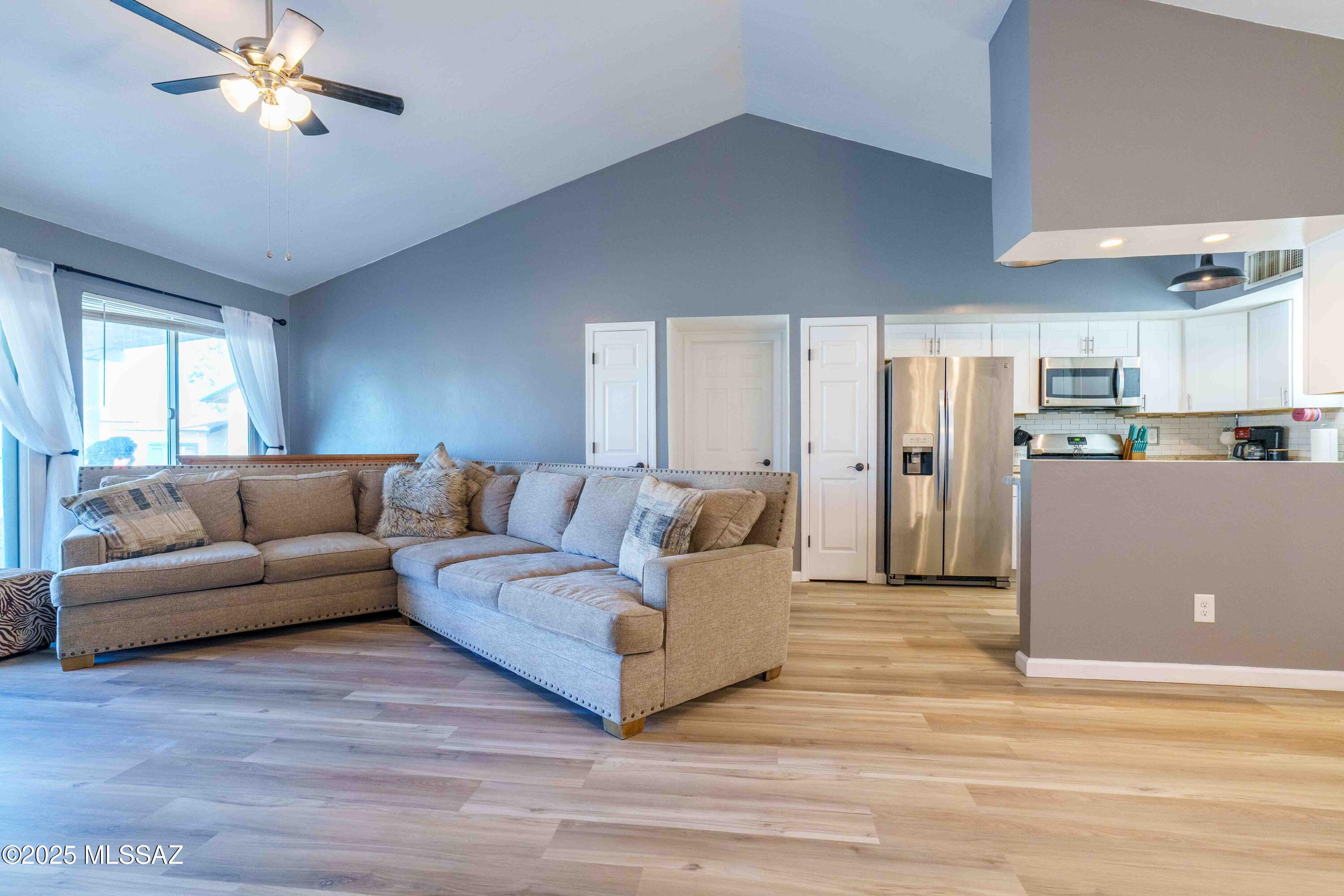 7111 S Camino Libertad