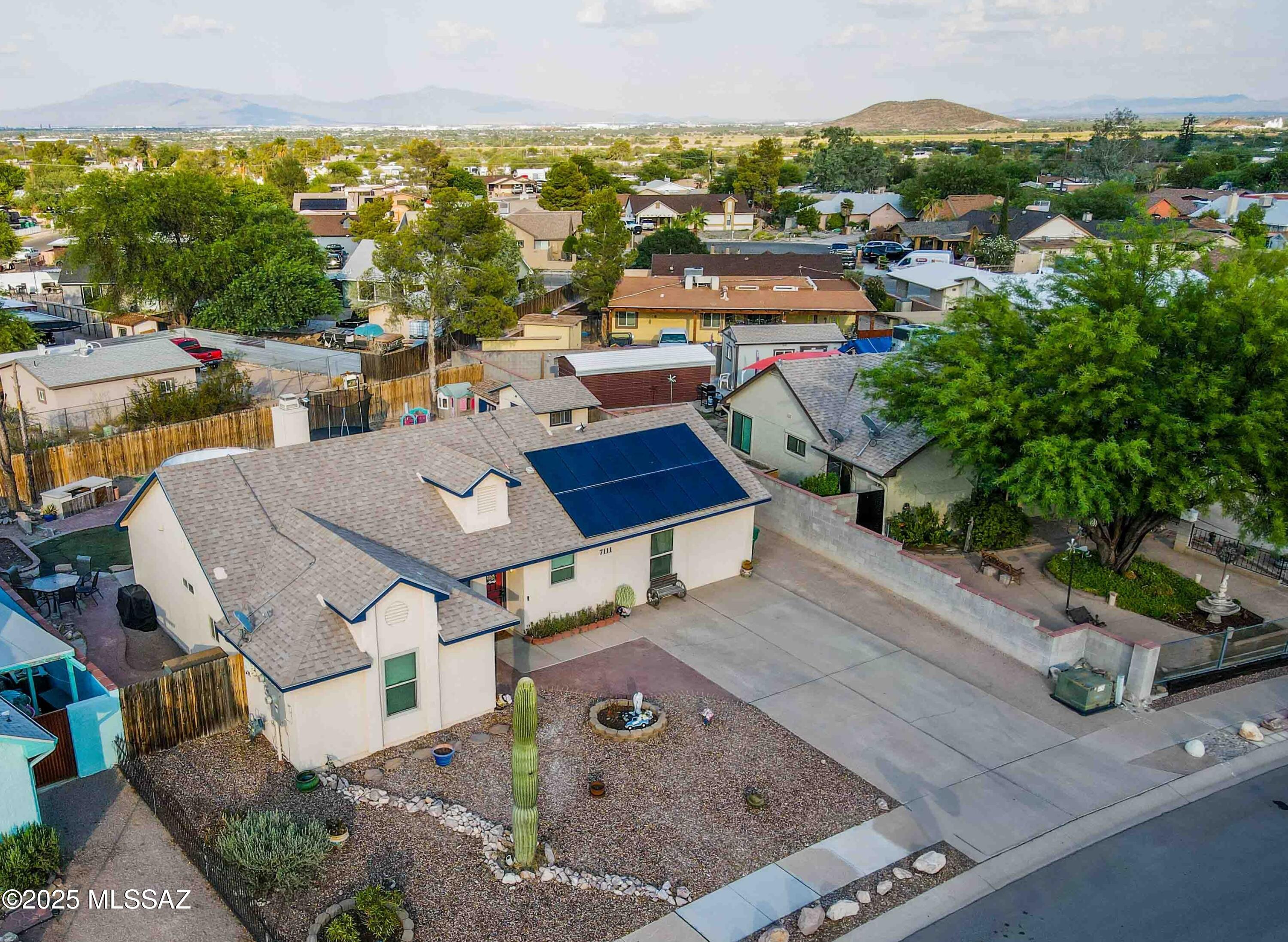 7111 S Camino Libertad