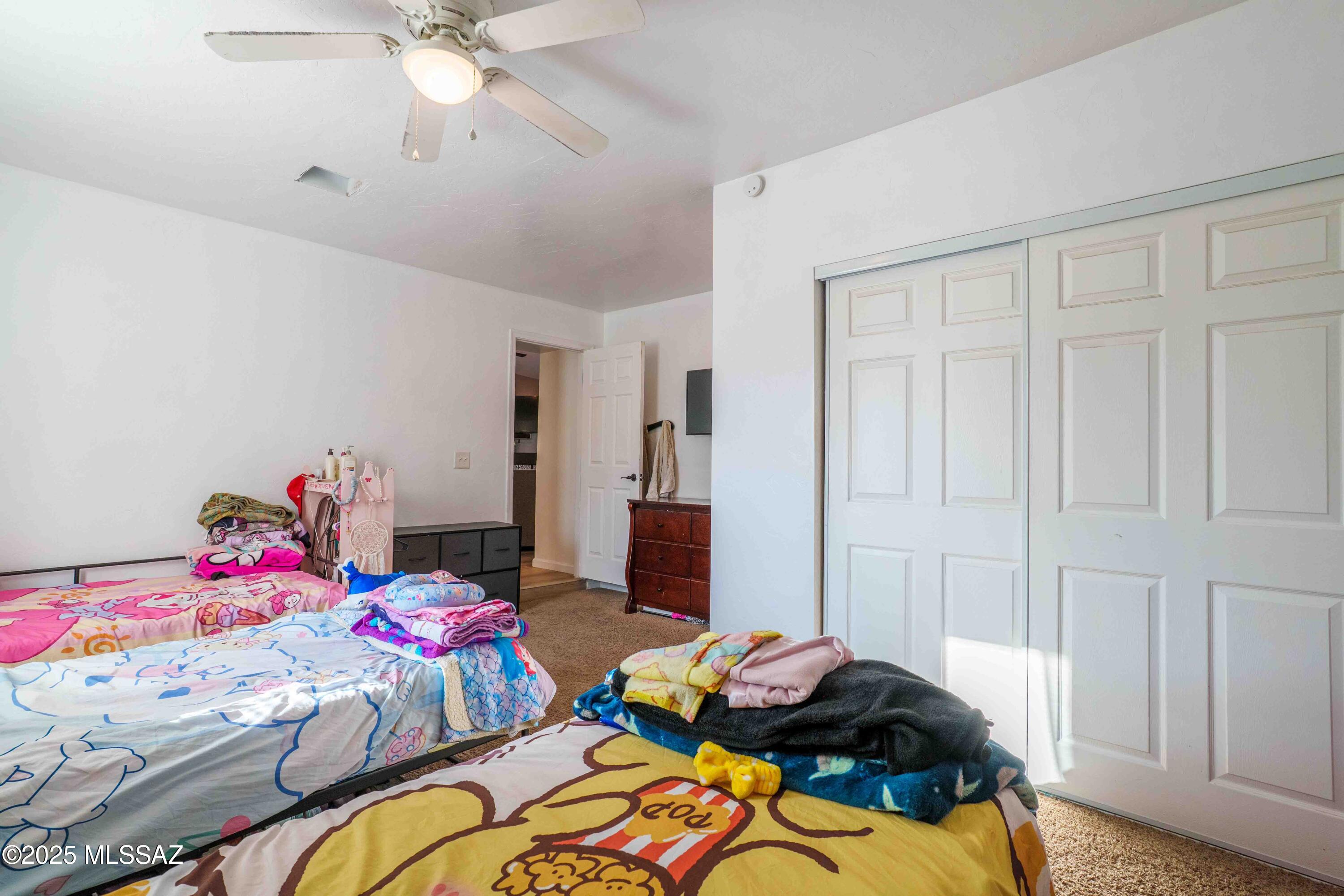 7111 S Camino Libertad