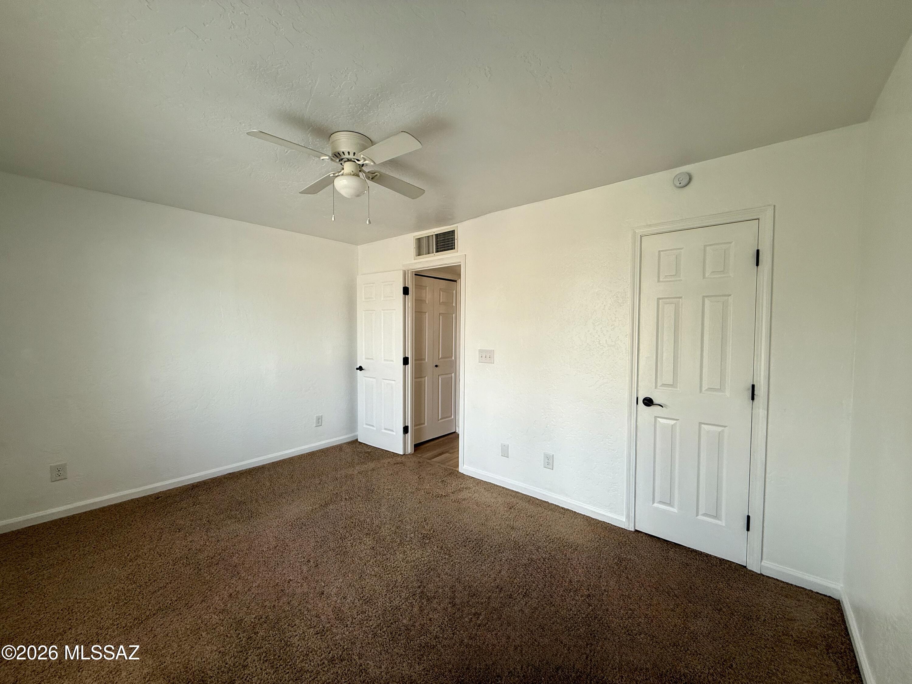 7111 S Camino Libertad