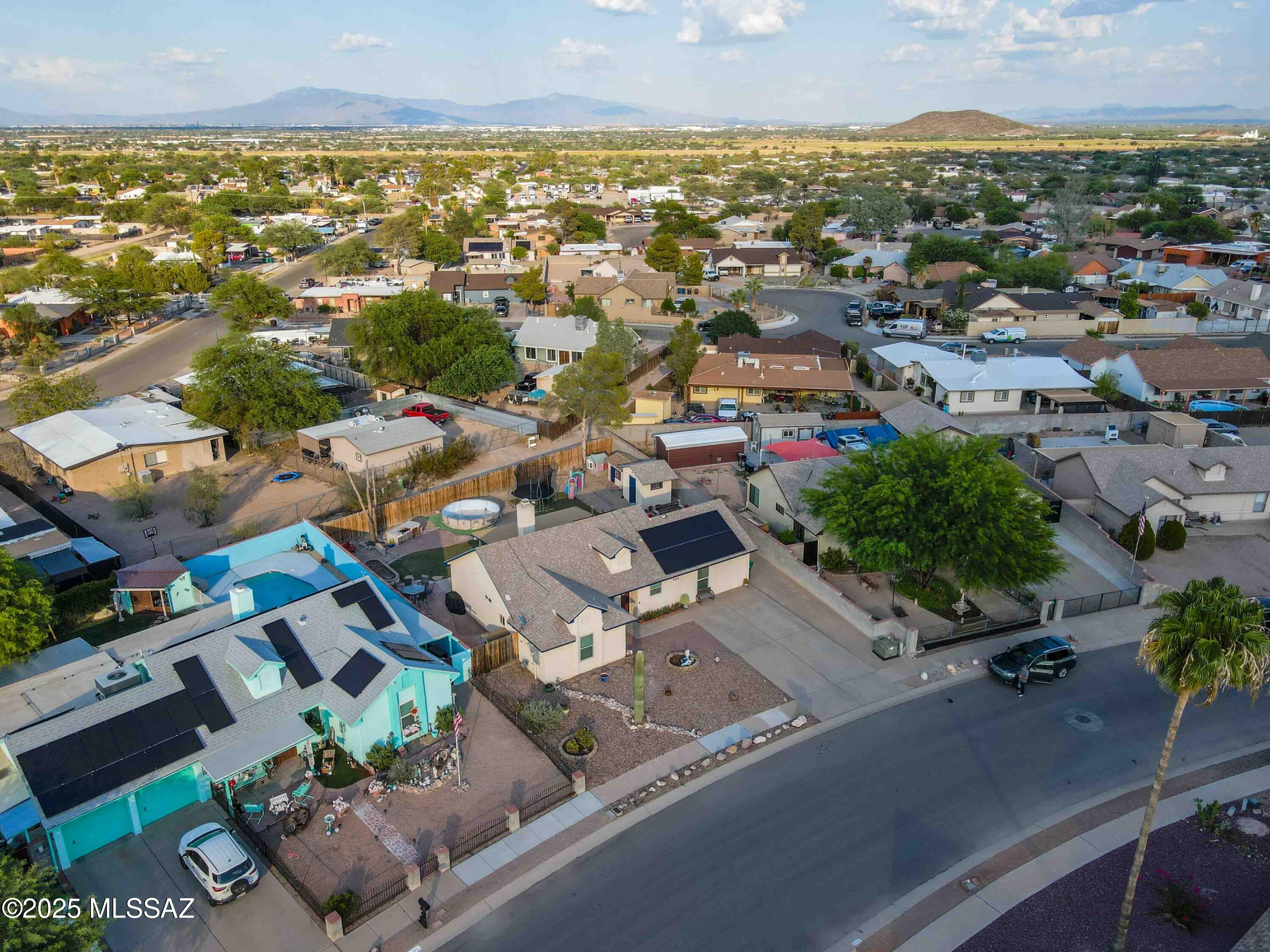 7111 S Camino Libertad