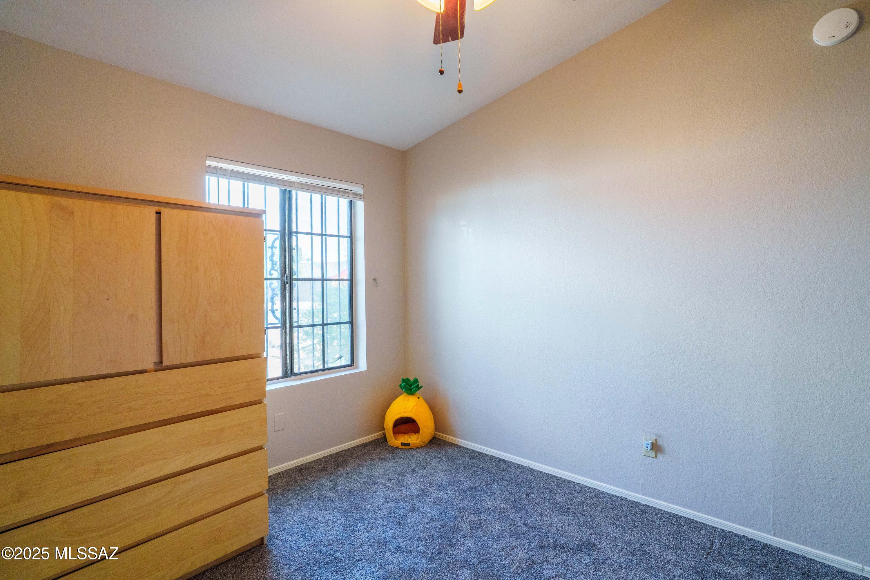 2152 W Jackalope Place