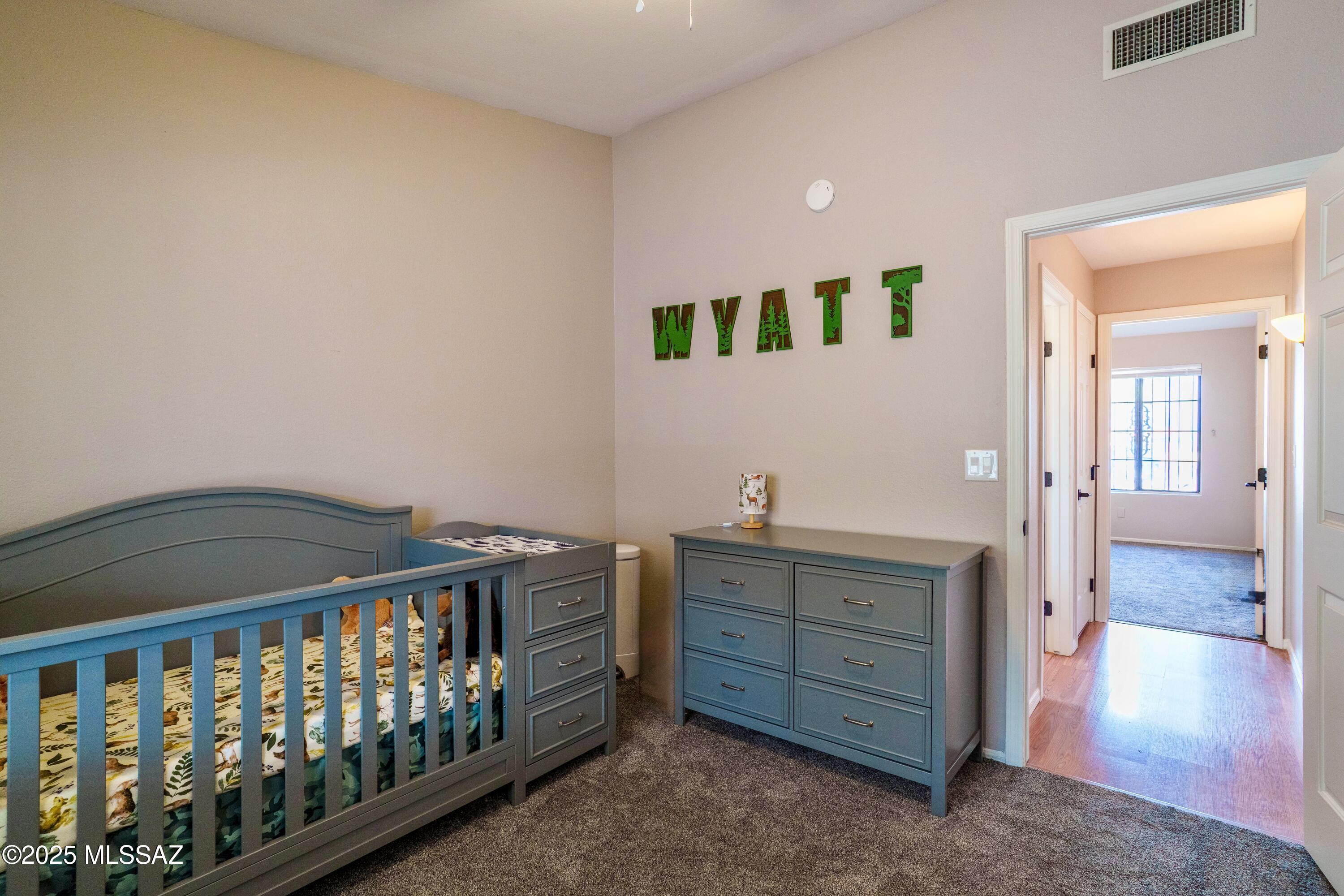 2152 W Jackalope Place