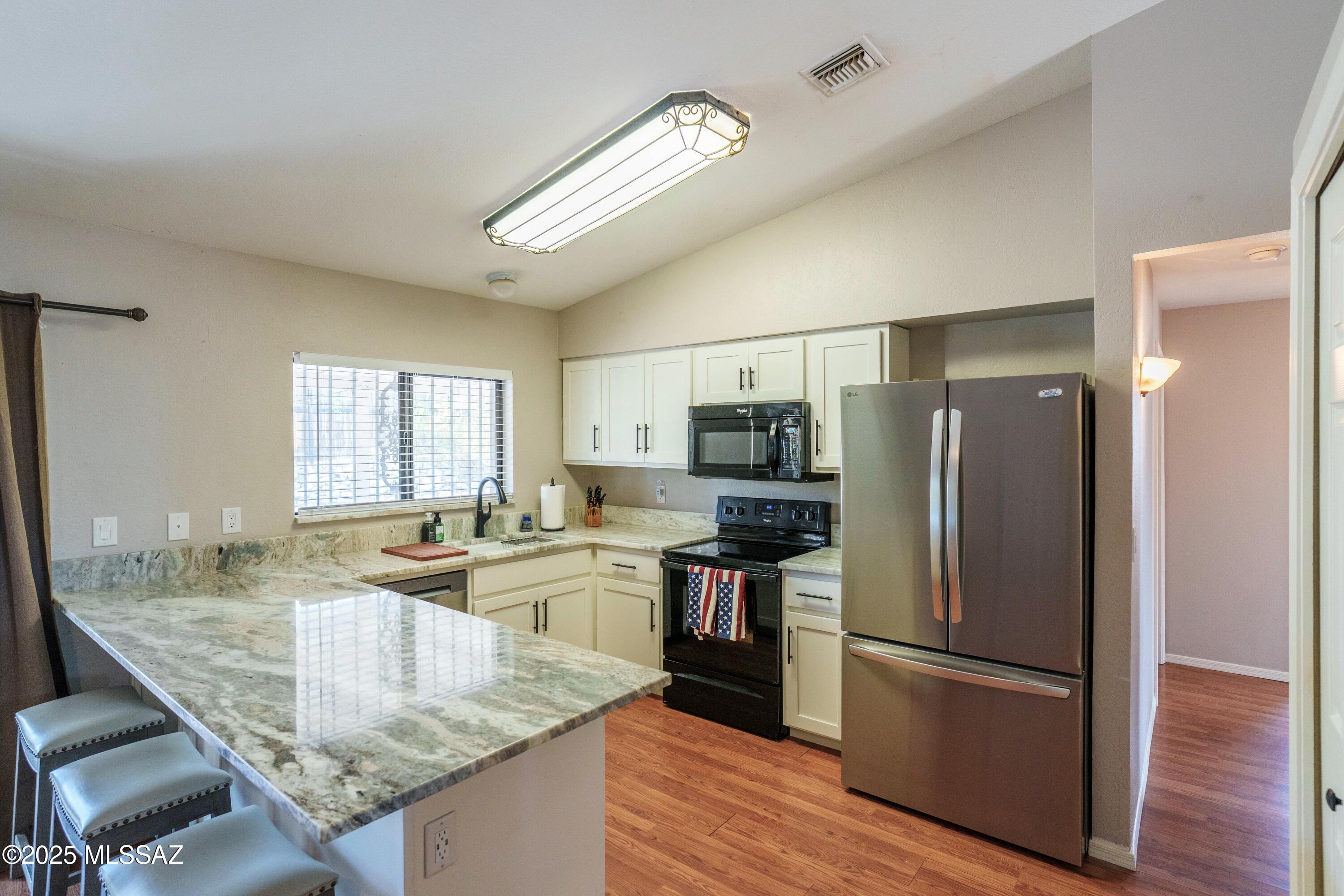 2152 W Jackalope Place