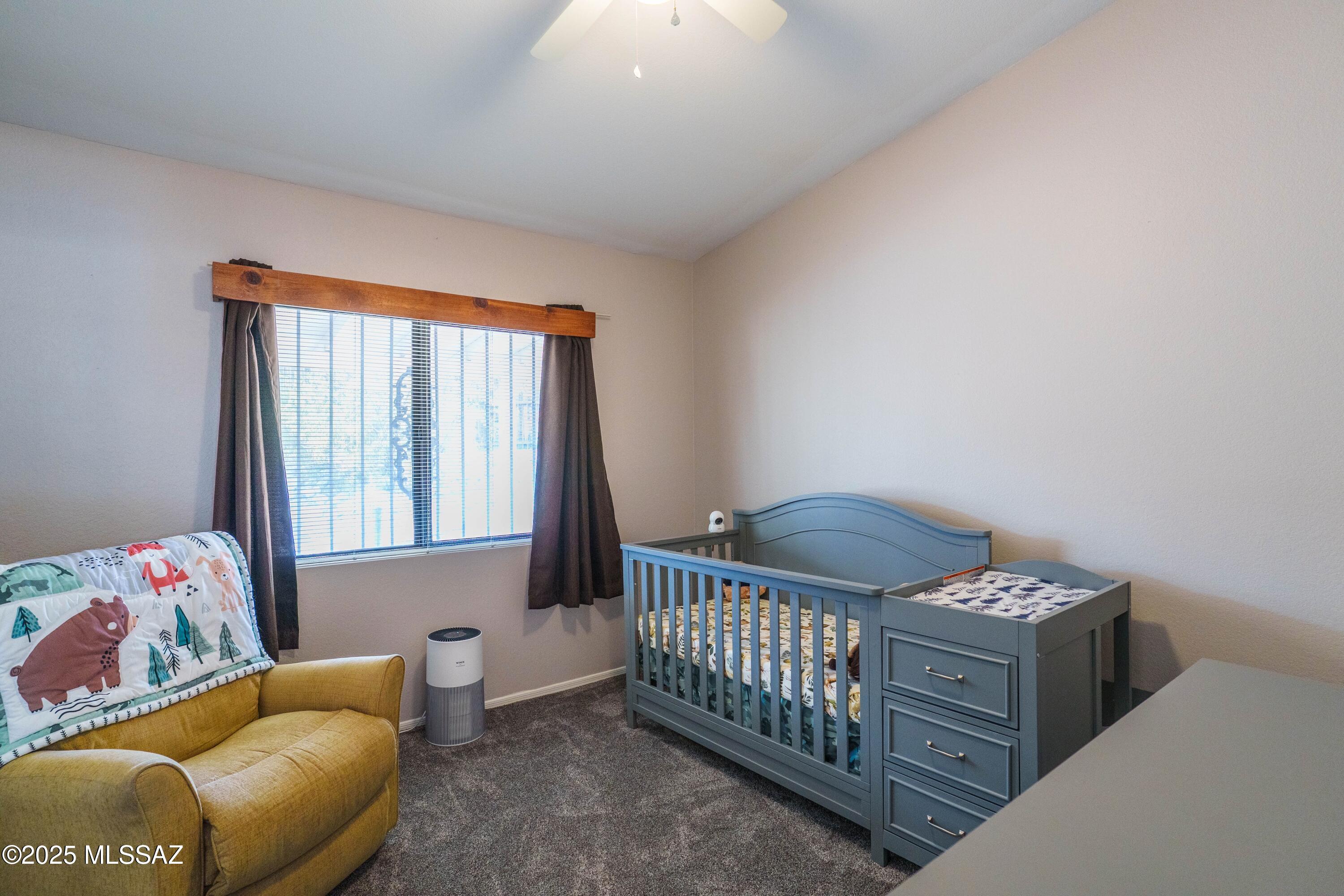 2152 W Jackalope Place