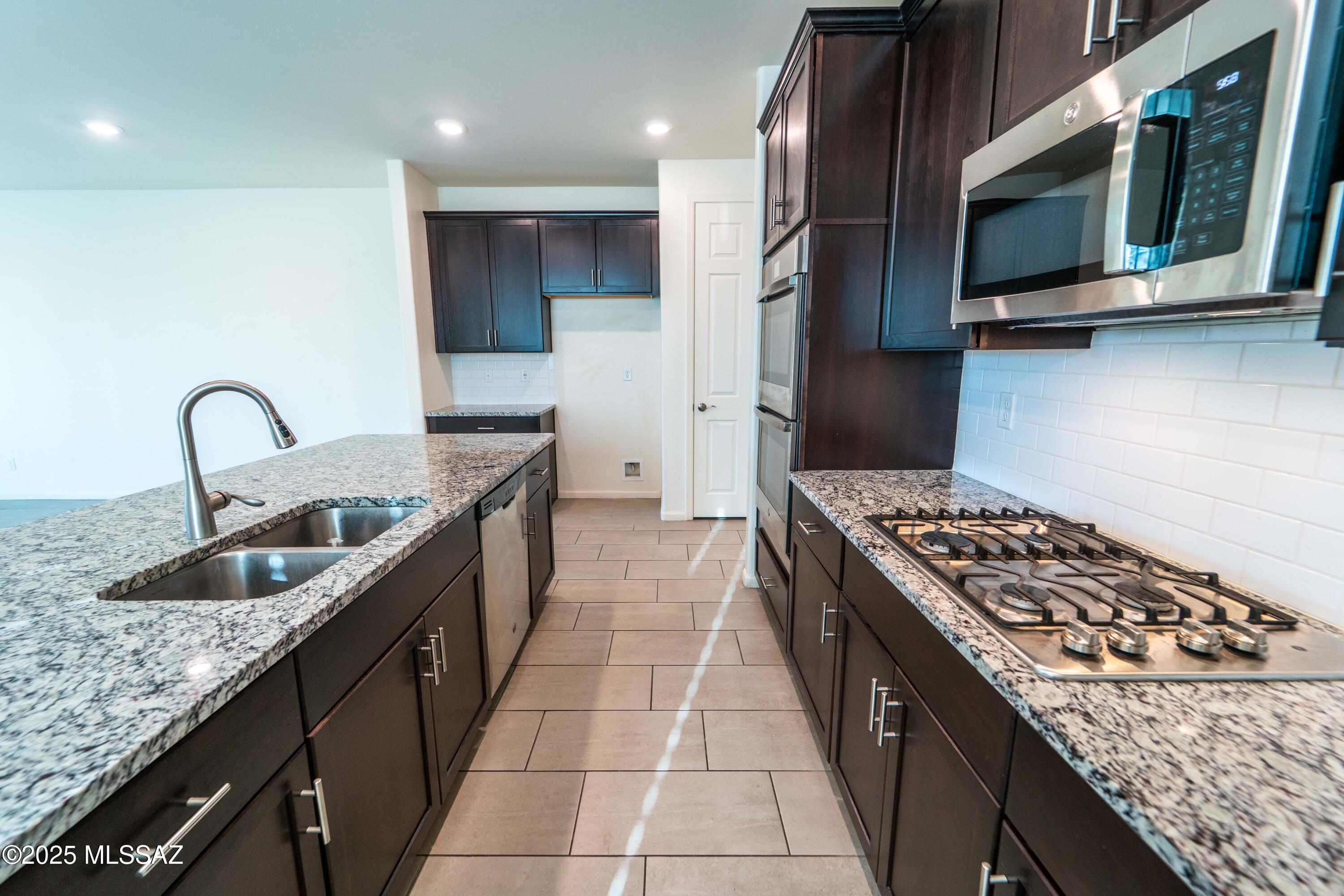 3496 W Granite Vista Drive