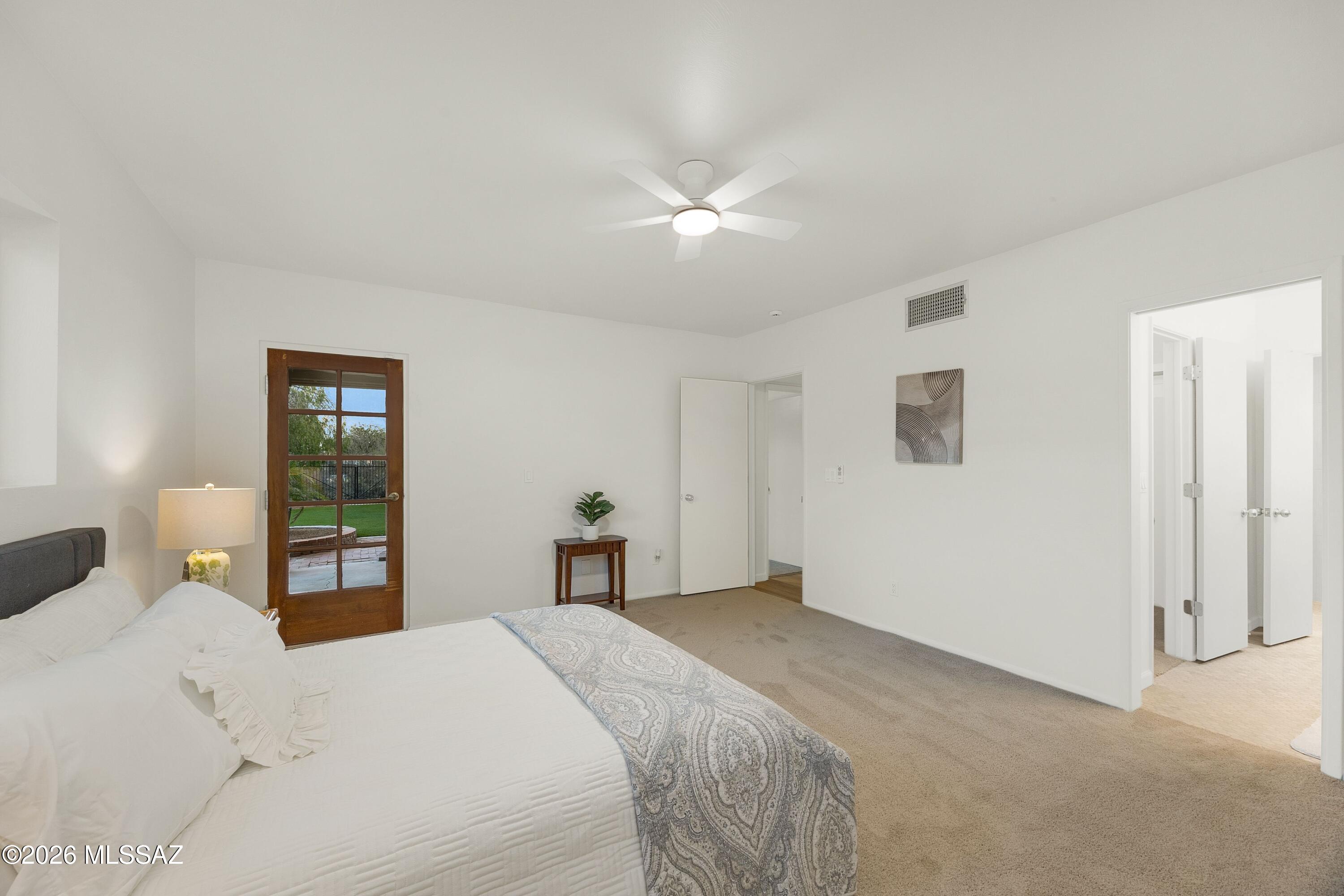 8020 N La Oesta Avenue