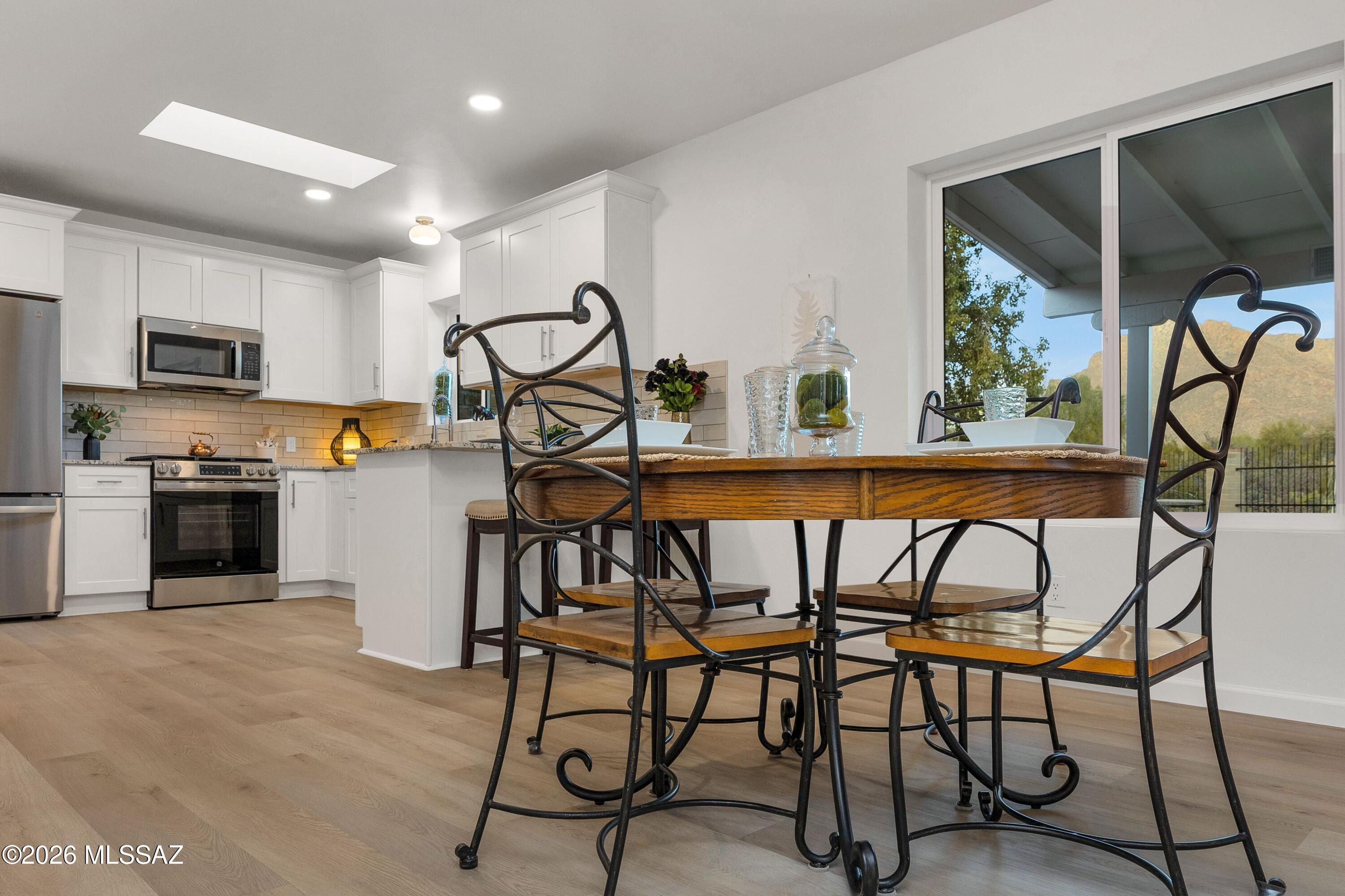 8020 N La Oesta Avenue