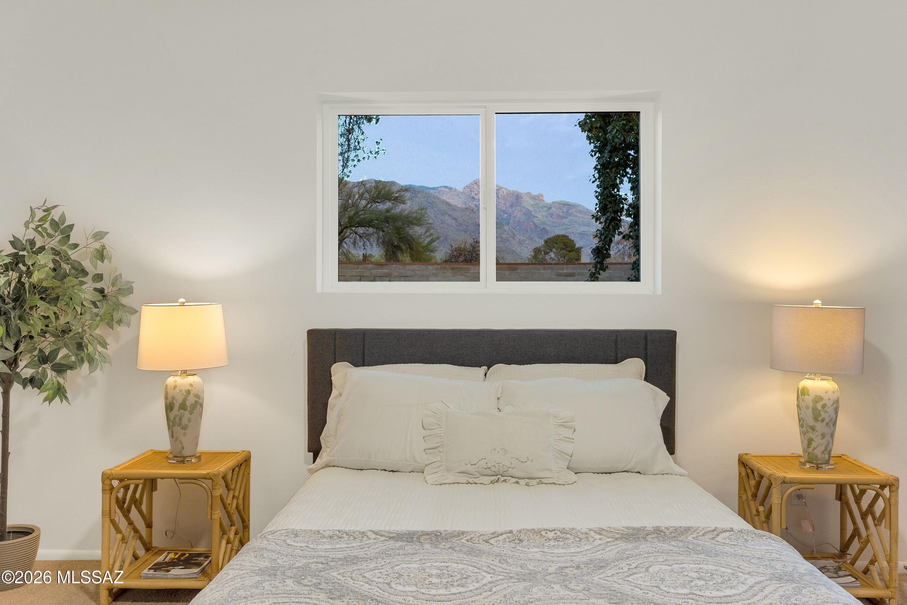 8020 N La Oesta Avenue