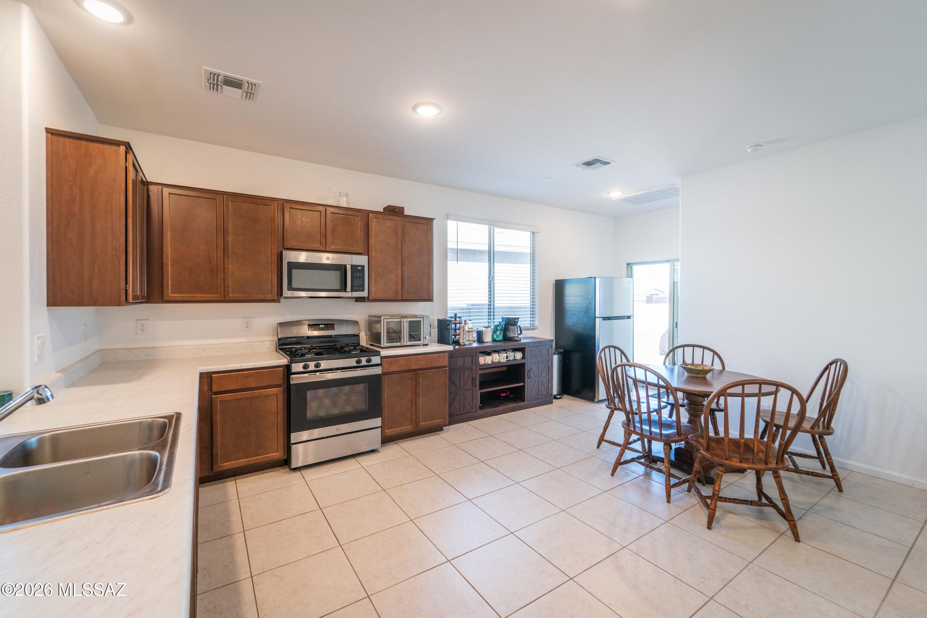 21968 E Thunderhead Drive