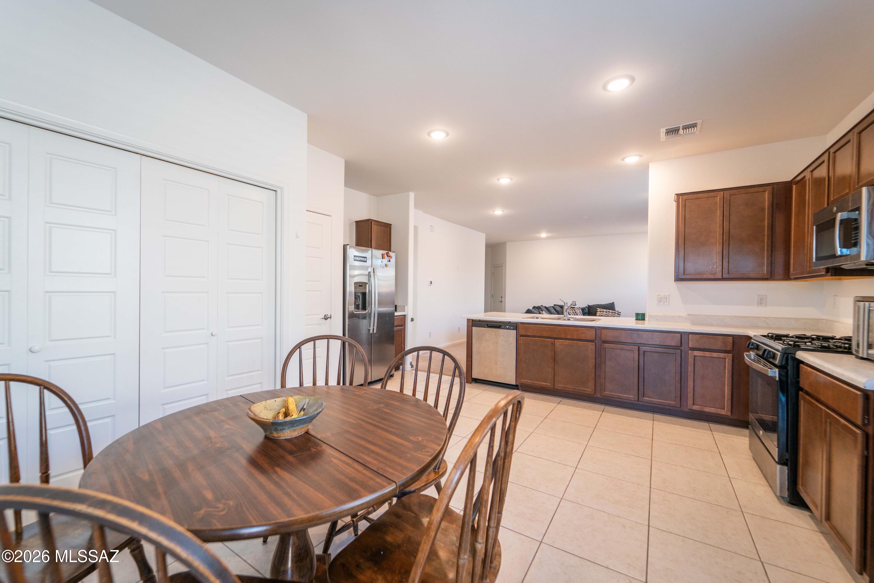 21968 E Thunderhead Drive