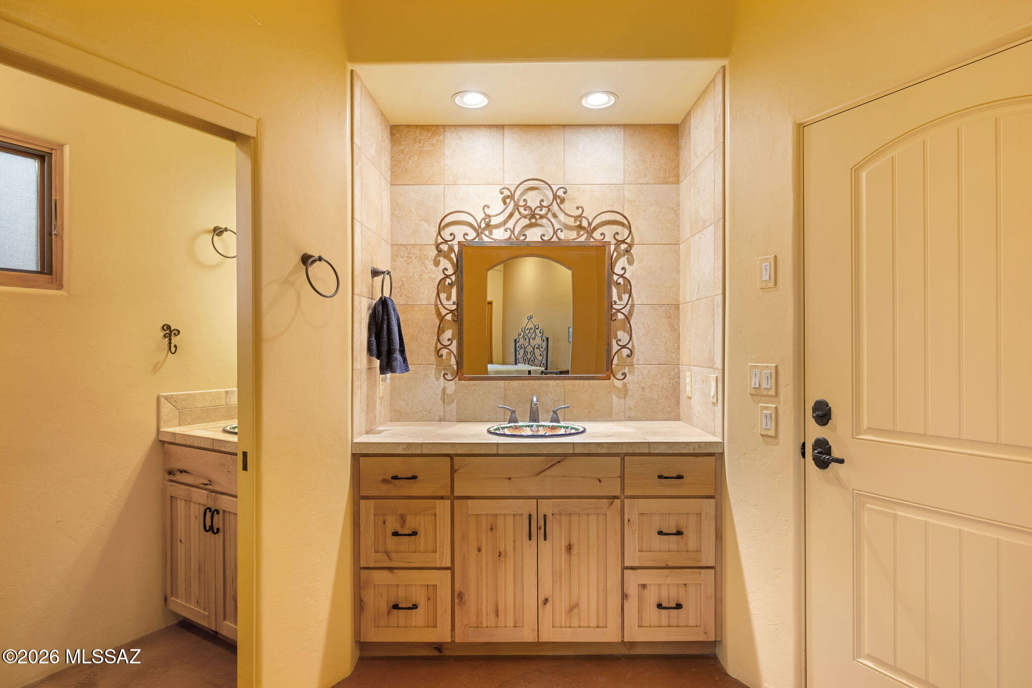 6320 N Happy Trail