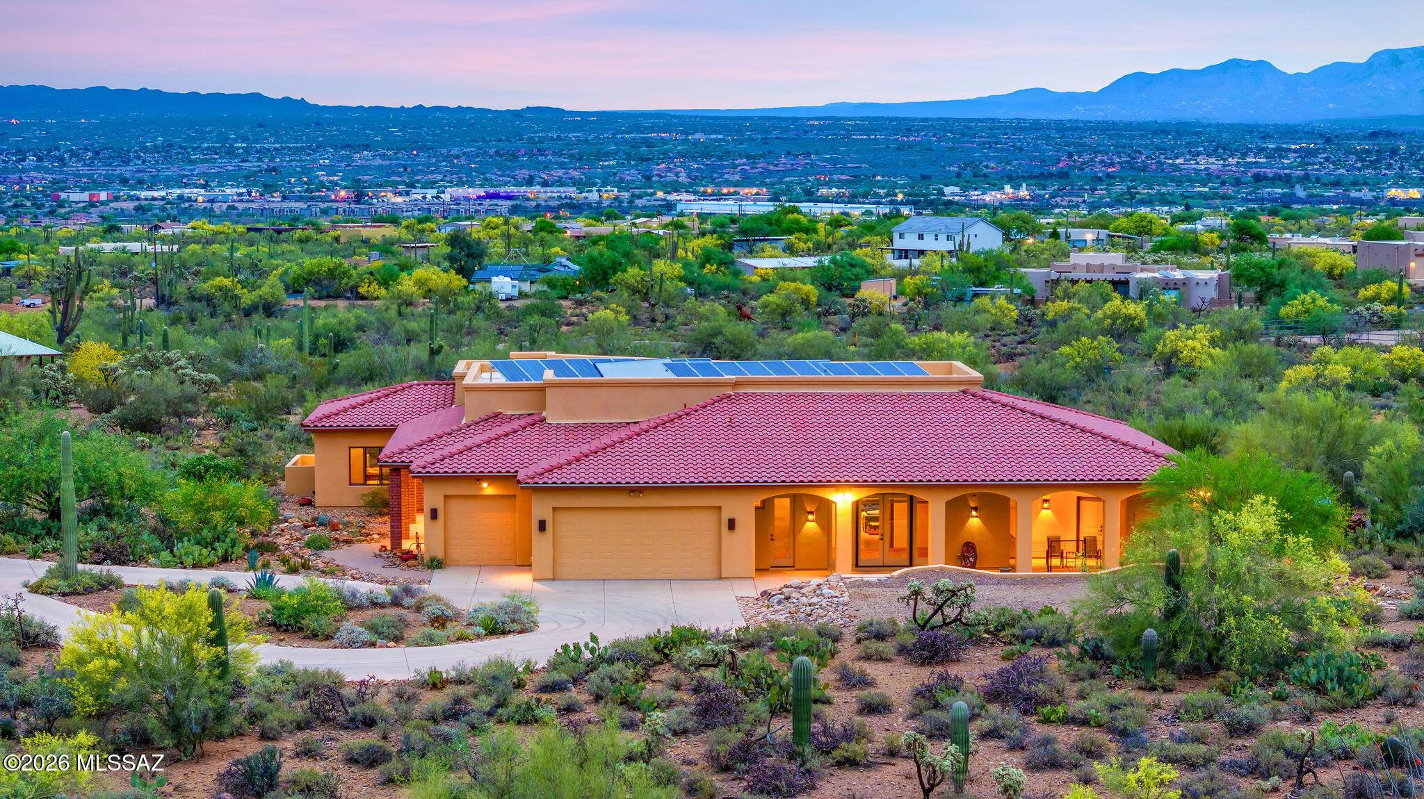 6320 N Happy Trail