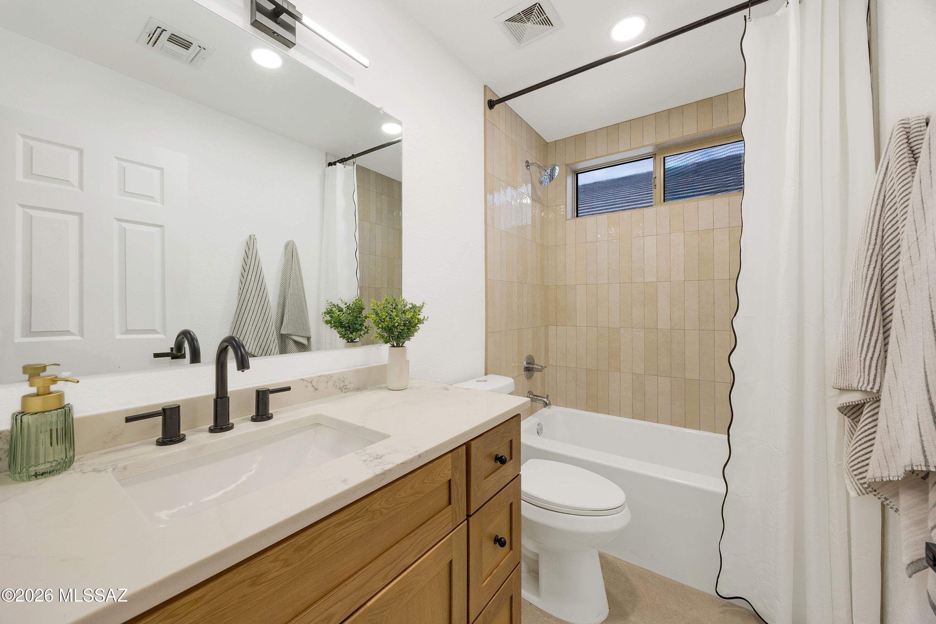 7898 W Sacramento Hill Drive