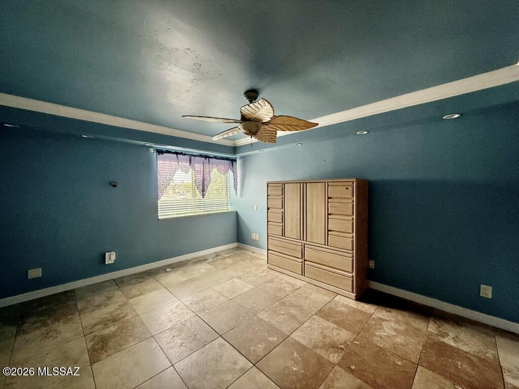 9118 N Eaglestone Loop