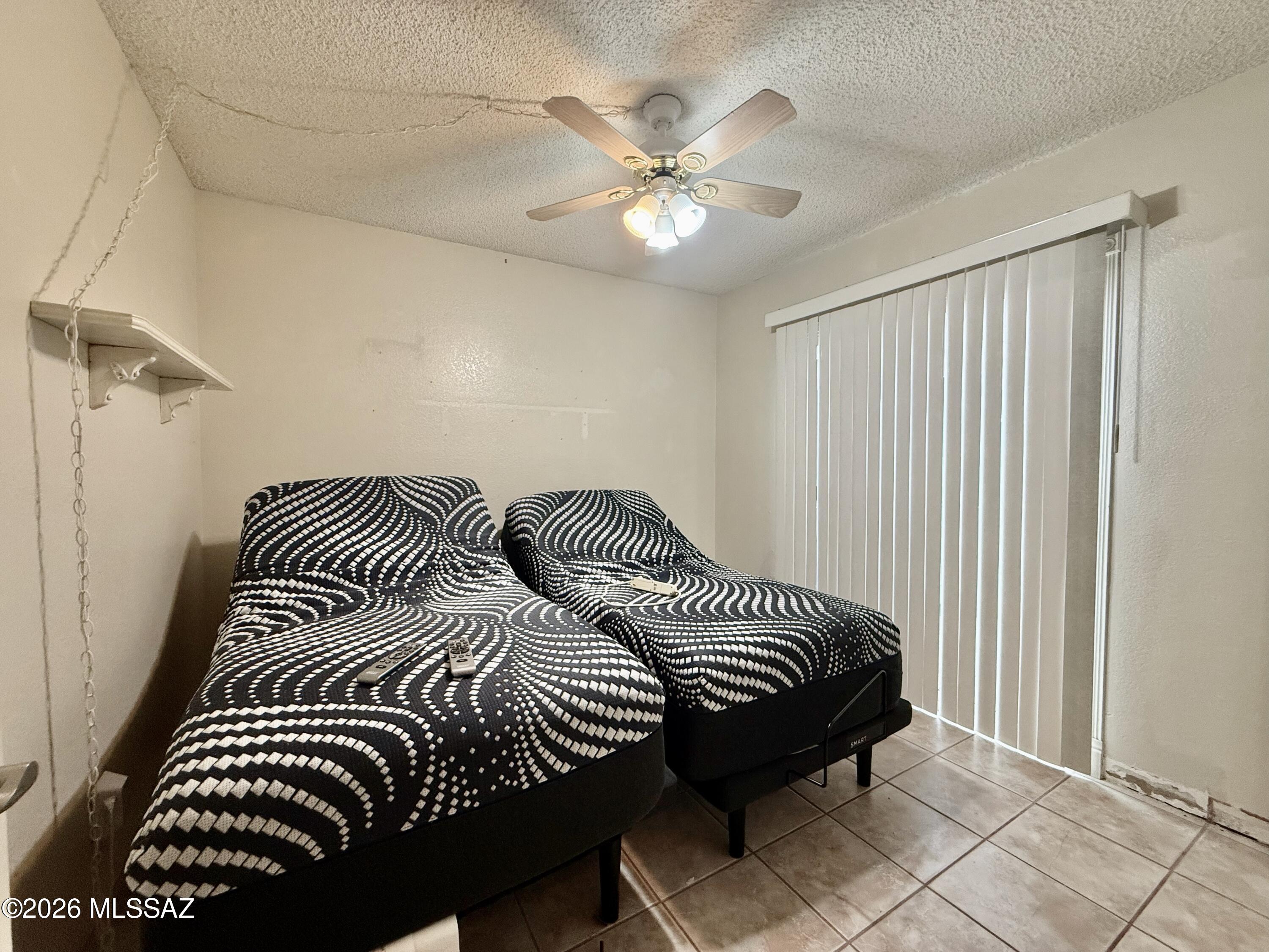 9118 N Eaglestone Loop