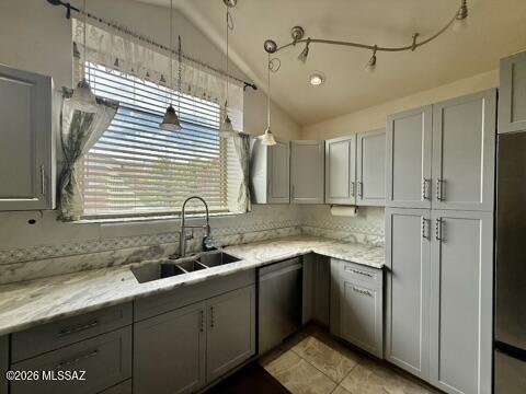 9118 N Eaglestone Loop