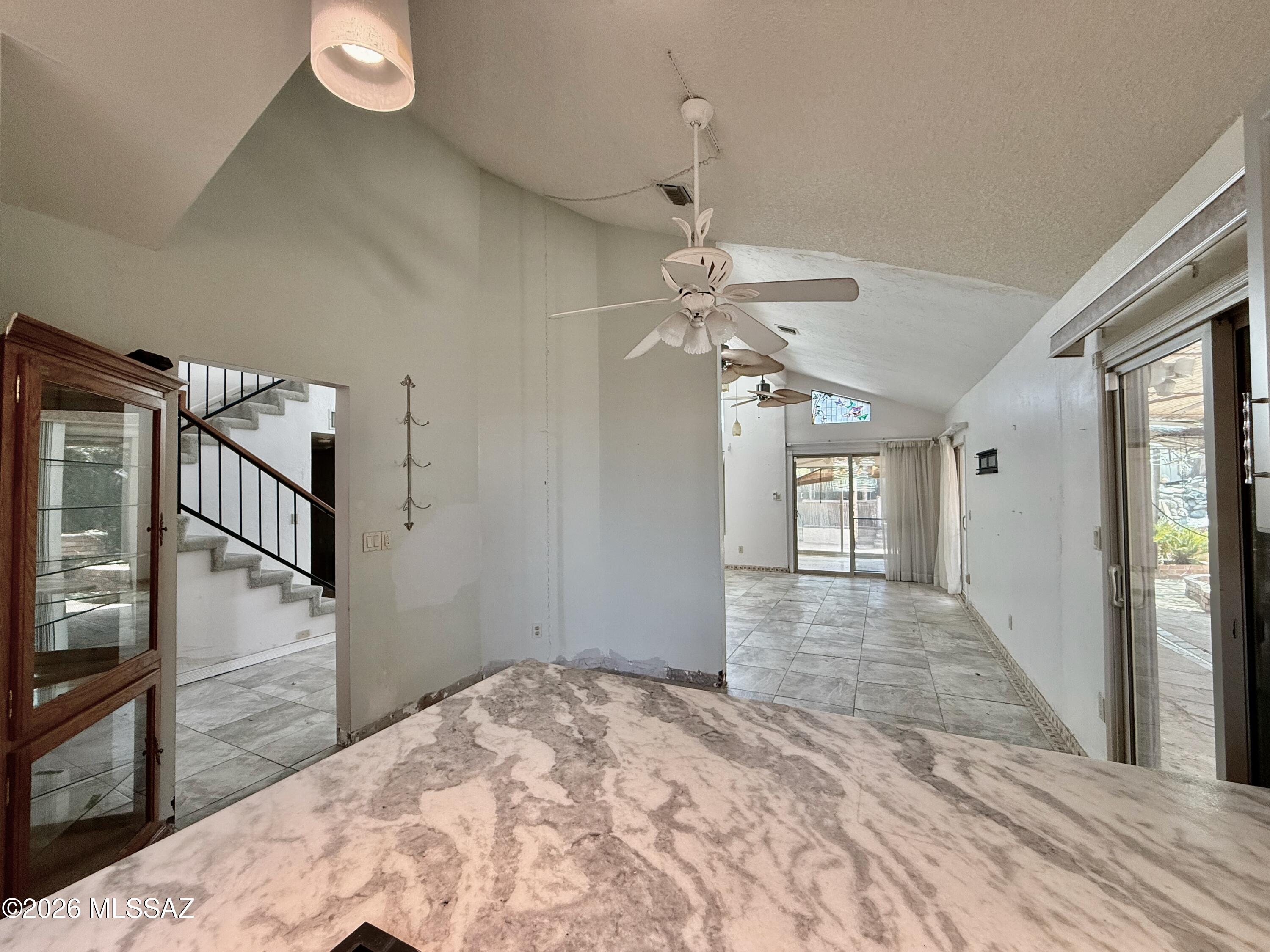 9118 N Eaglestone Loop
