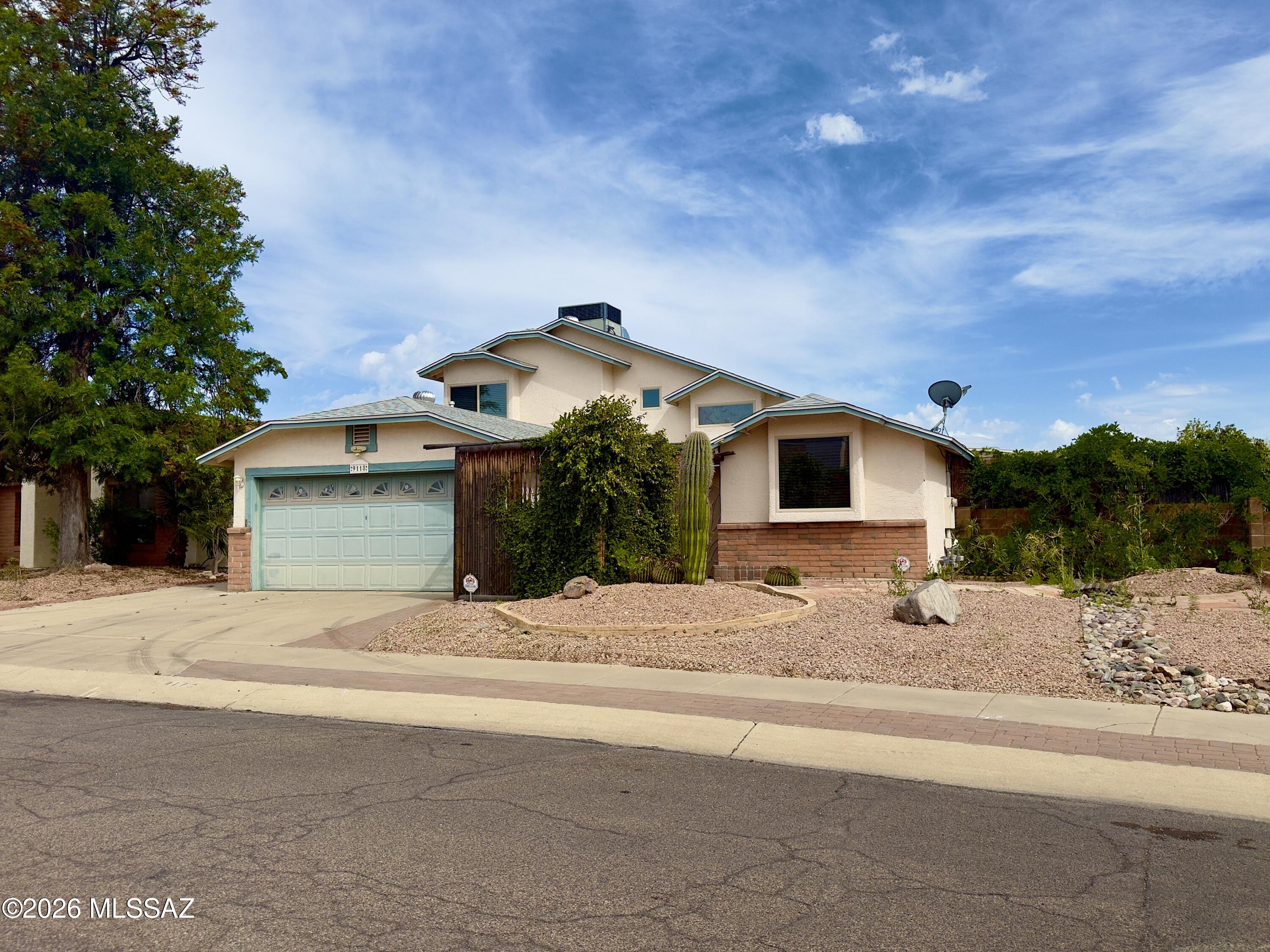 9118 N Eaglestone Loop