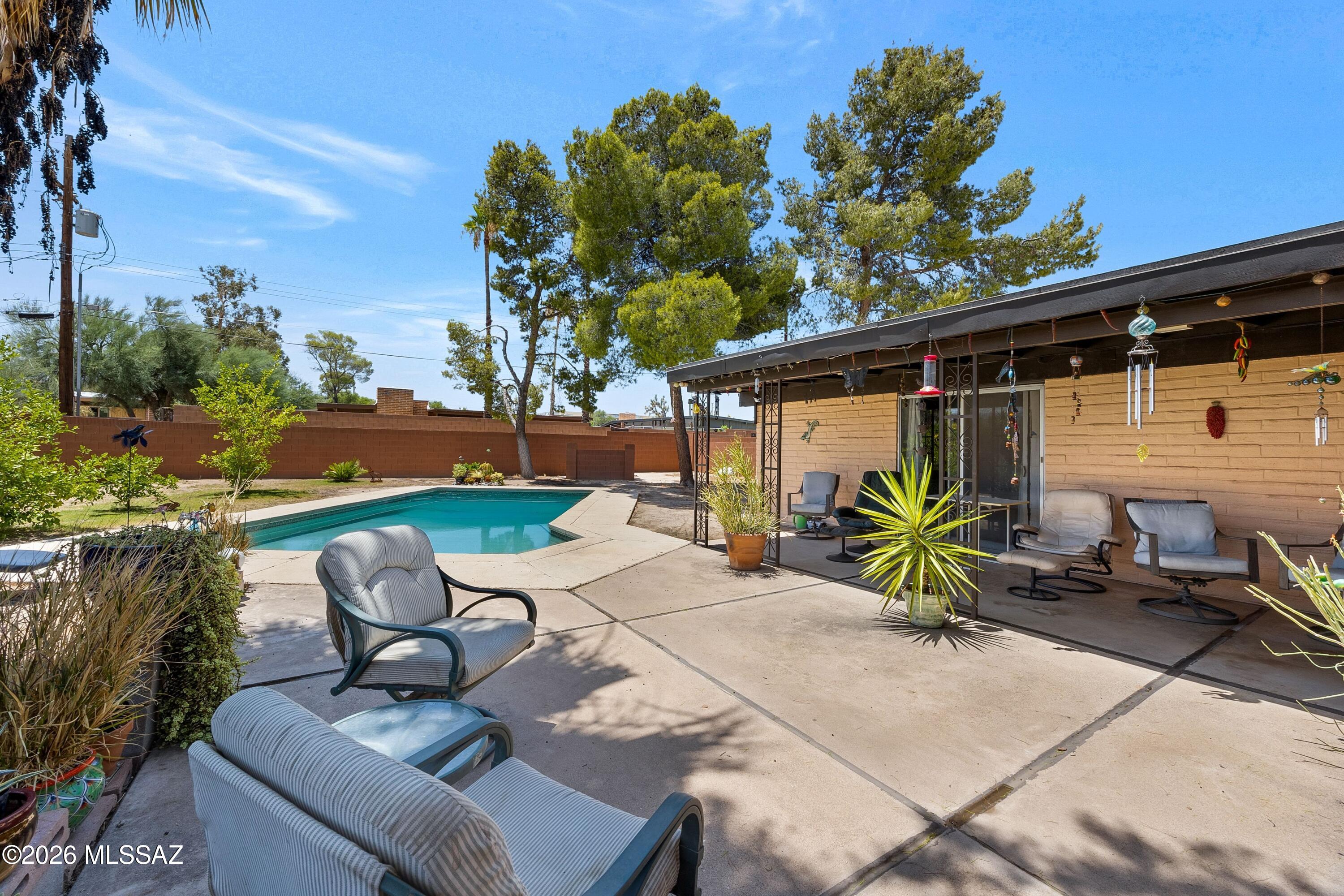 8740 E Dexter Drive