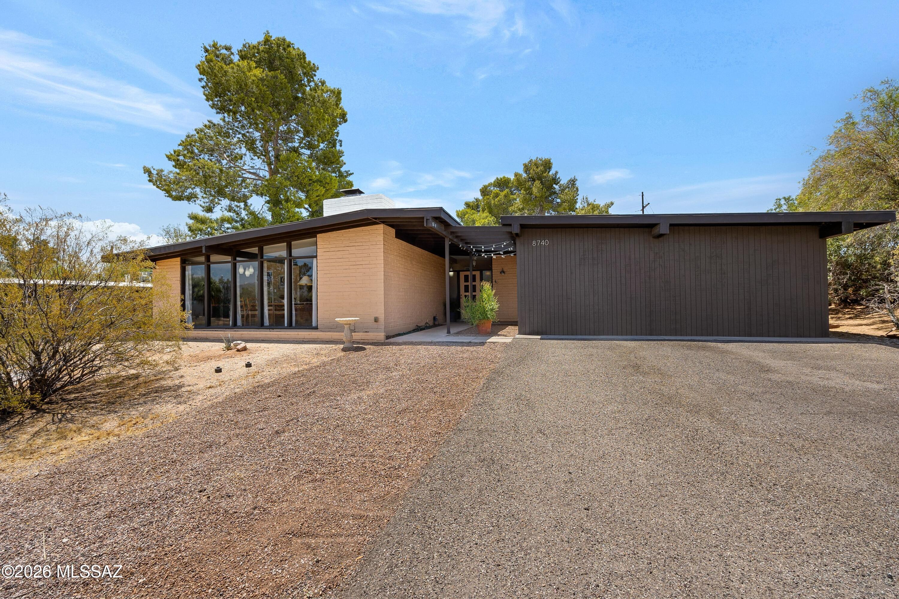 8740 E Dexter Drive