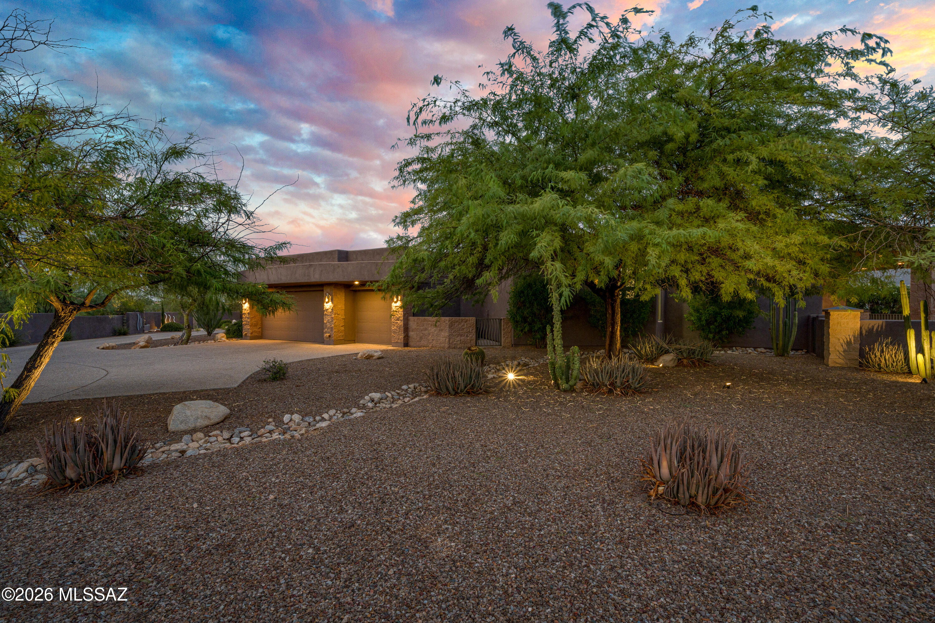 11157 N Desert whisper Way