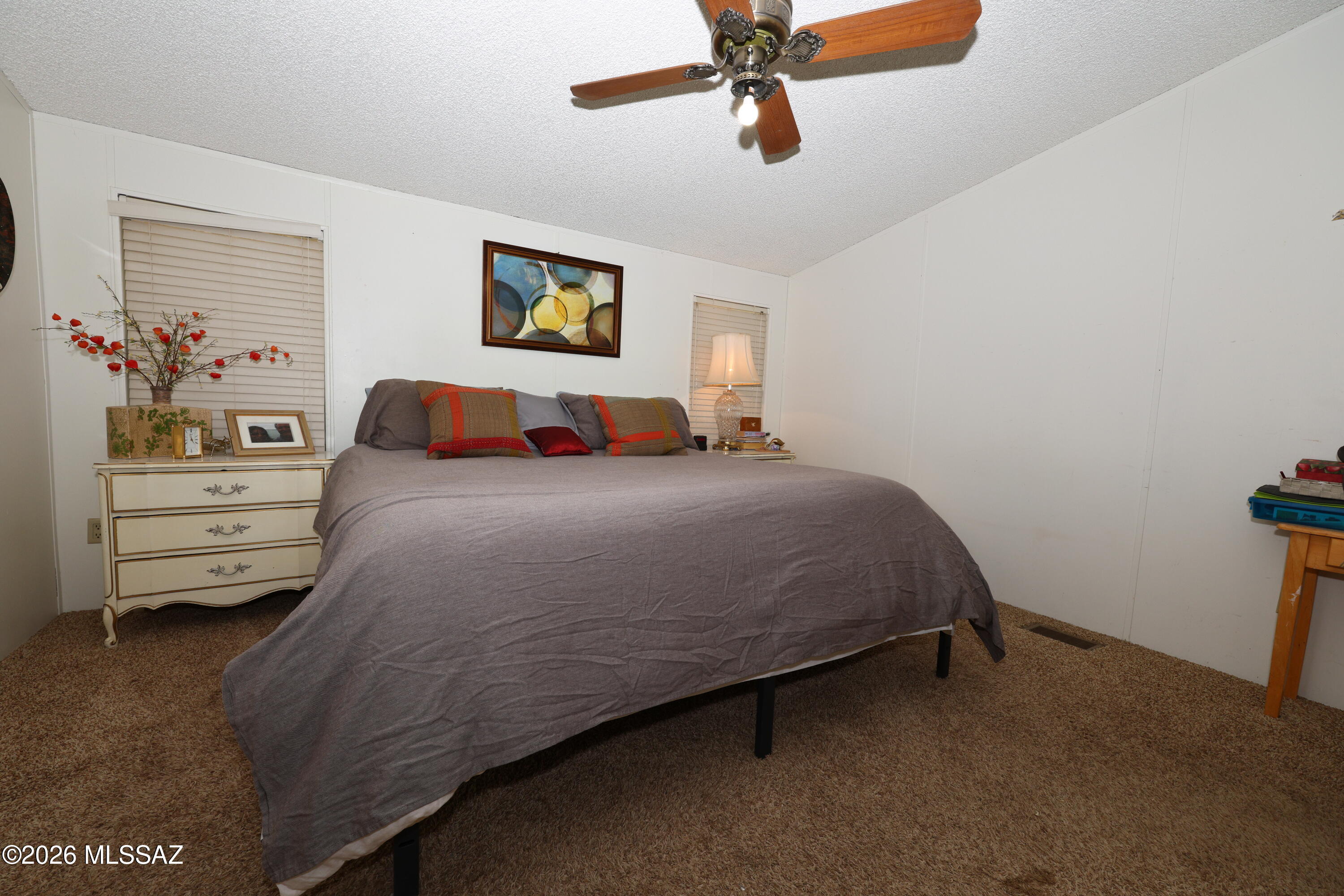 3517 E Hawser