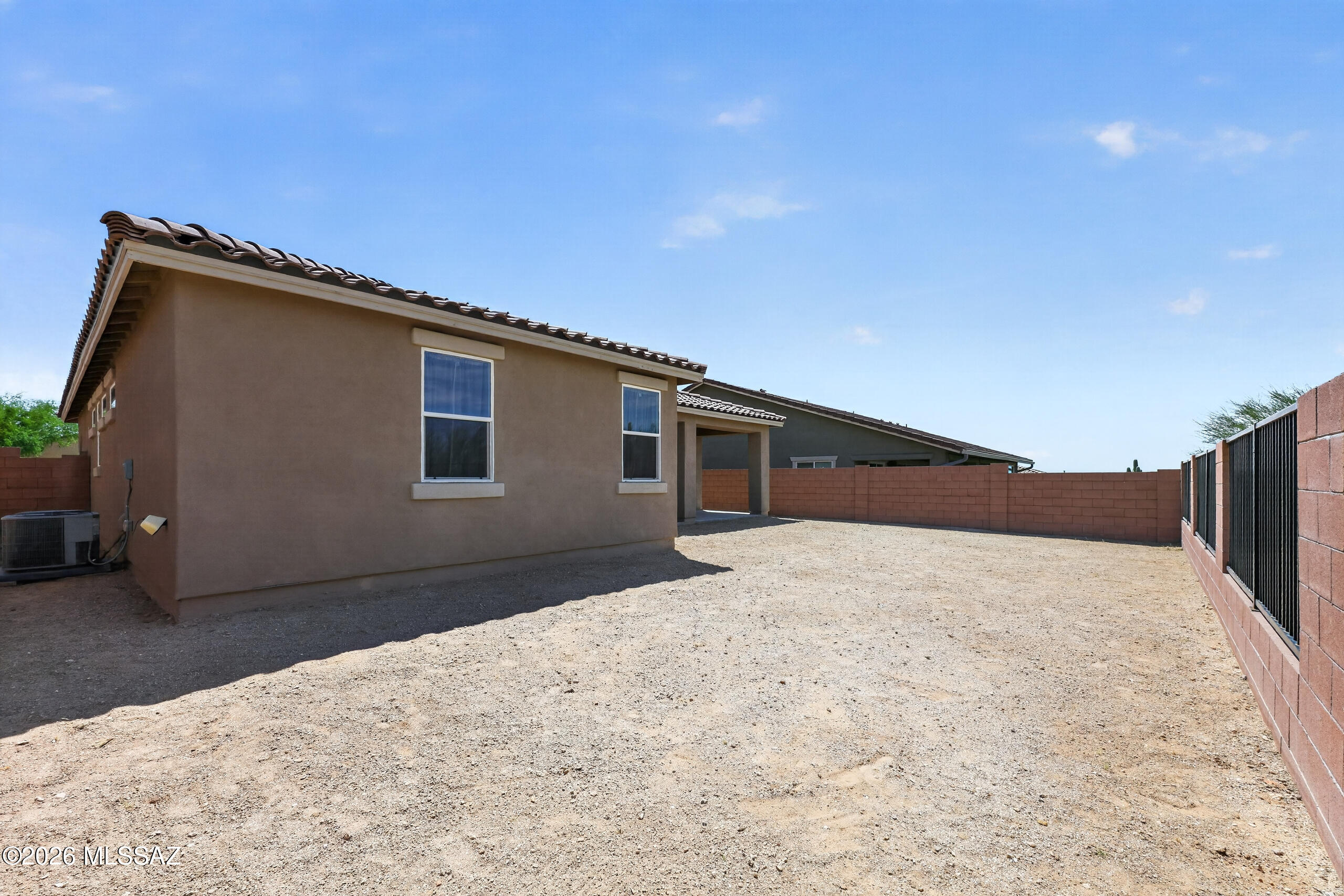 14111 N Golden Barrel Pass