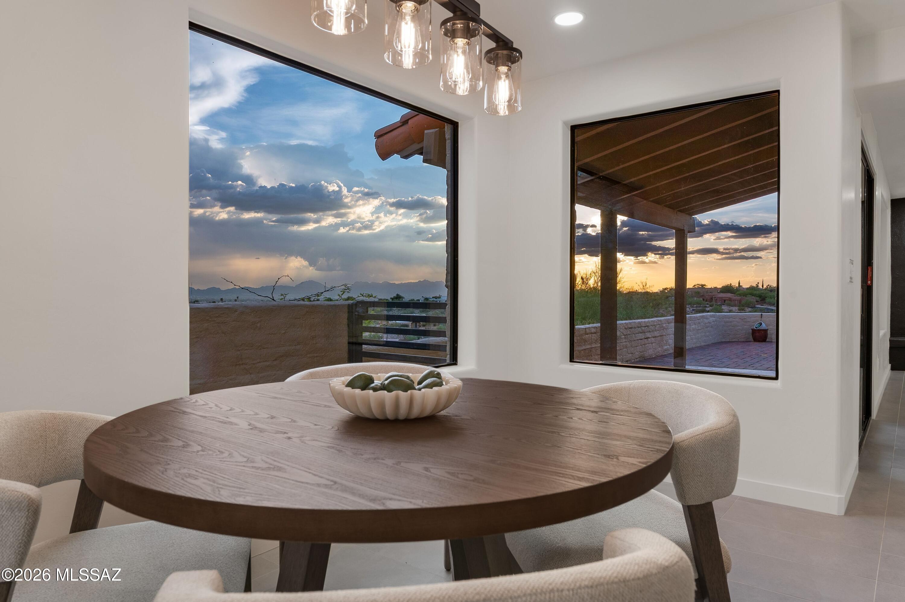 5371 N Paseo De La Tirada