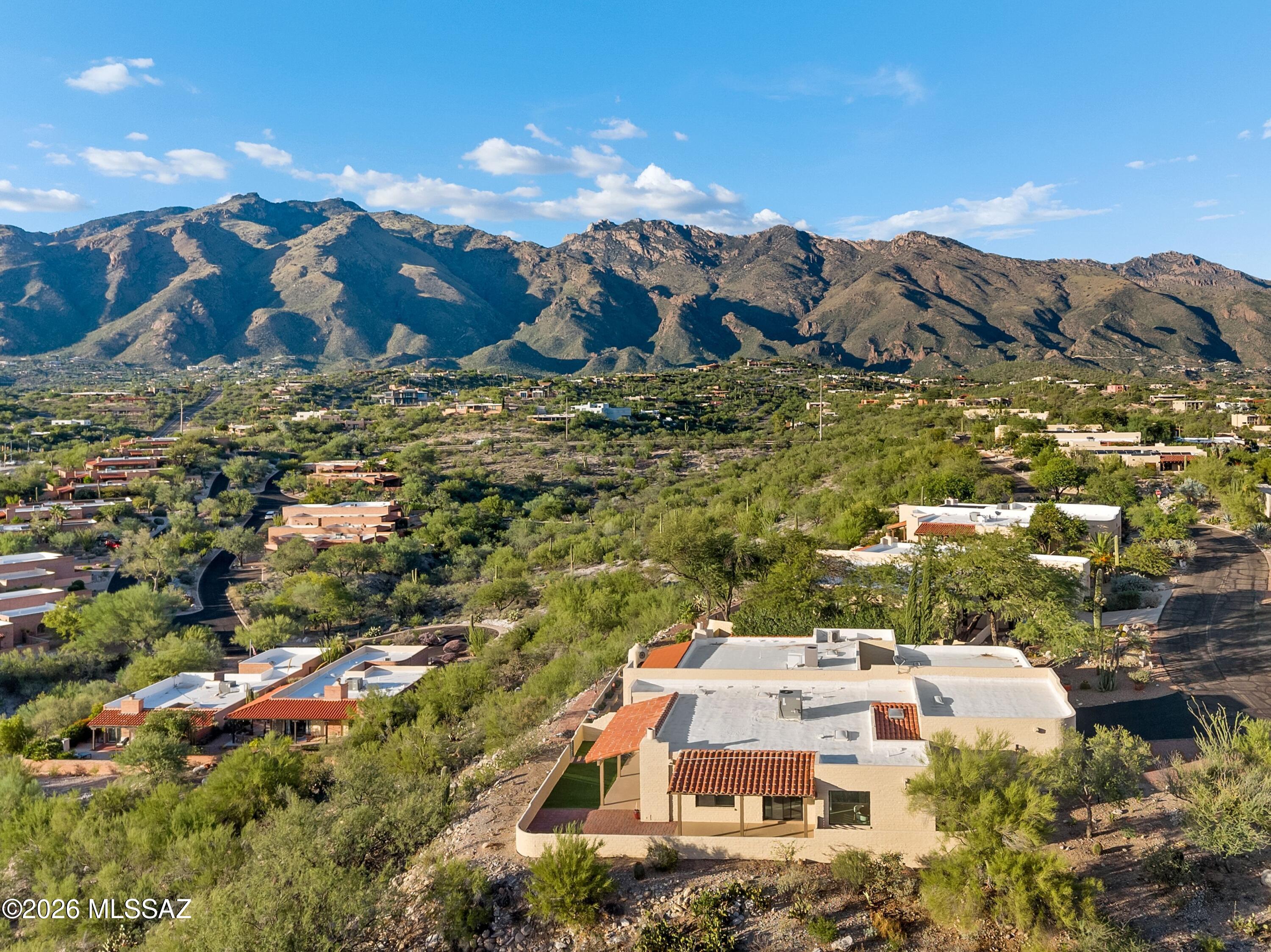 5371 N Paseo De La Tirada