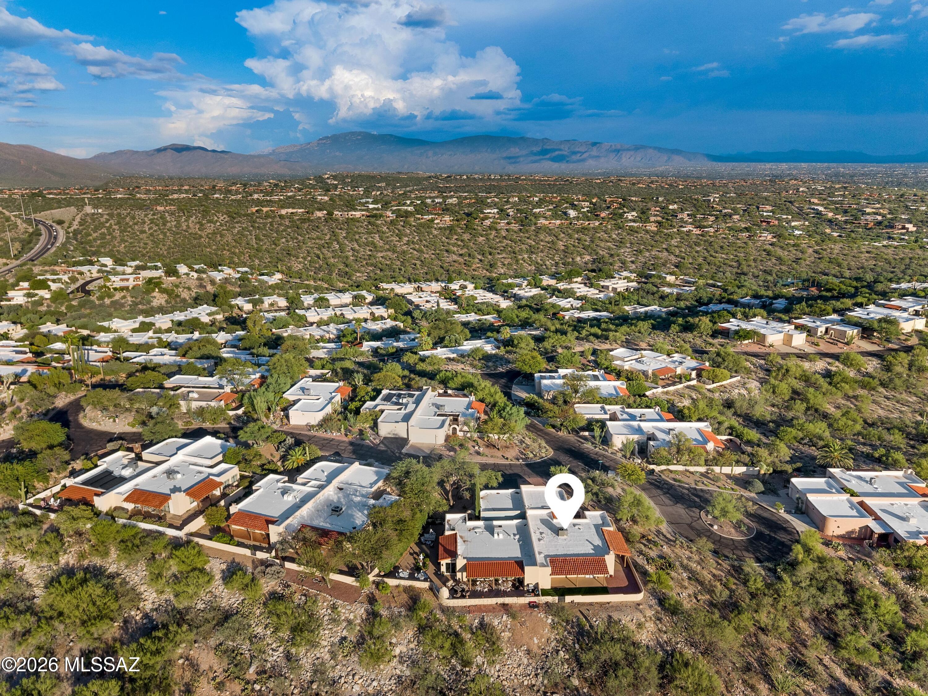 5371 N Paseo De La Tirada