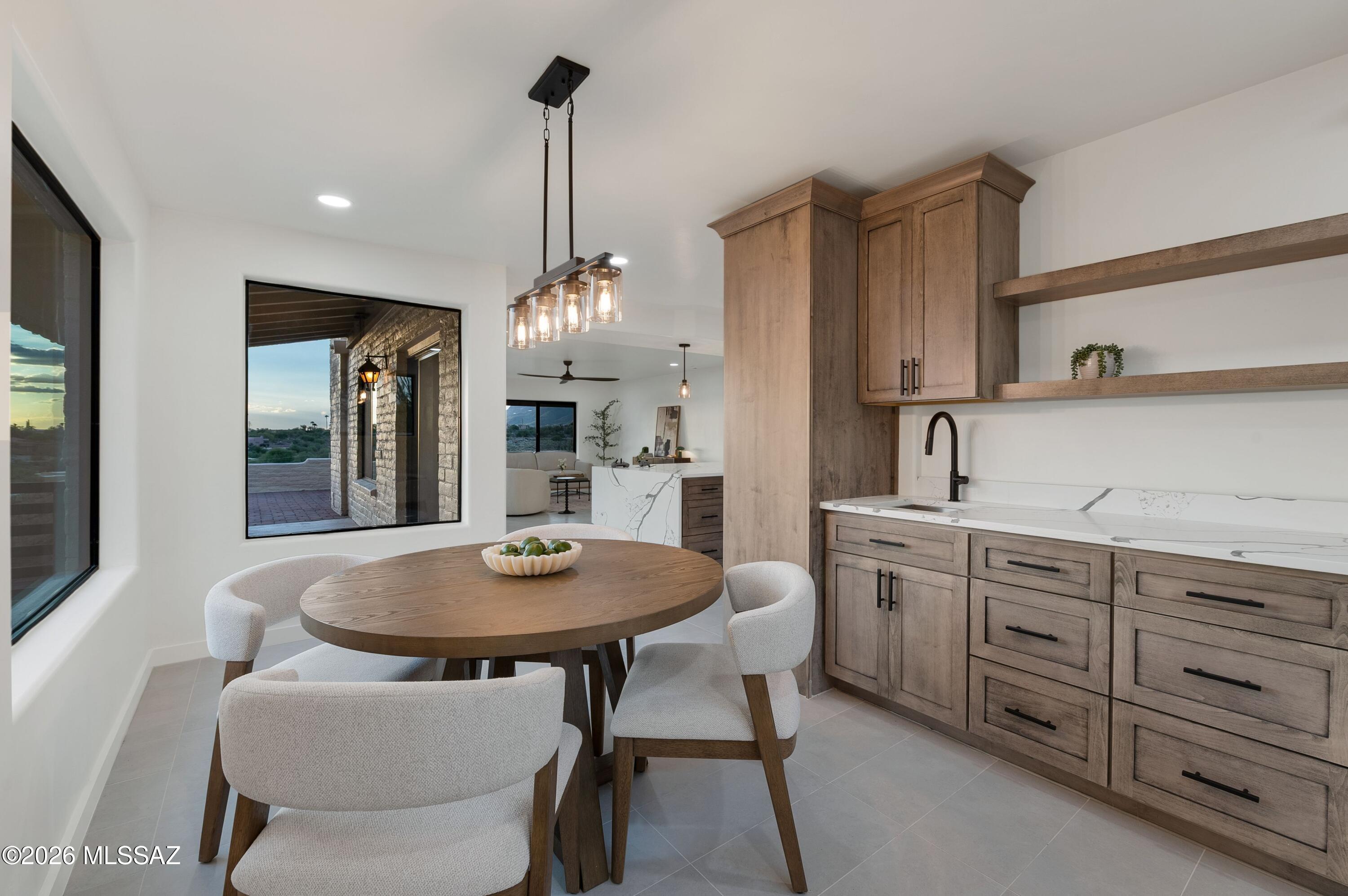 5371 N Paseo De La Tirada