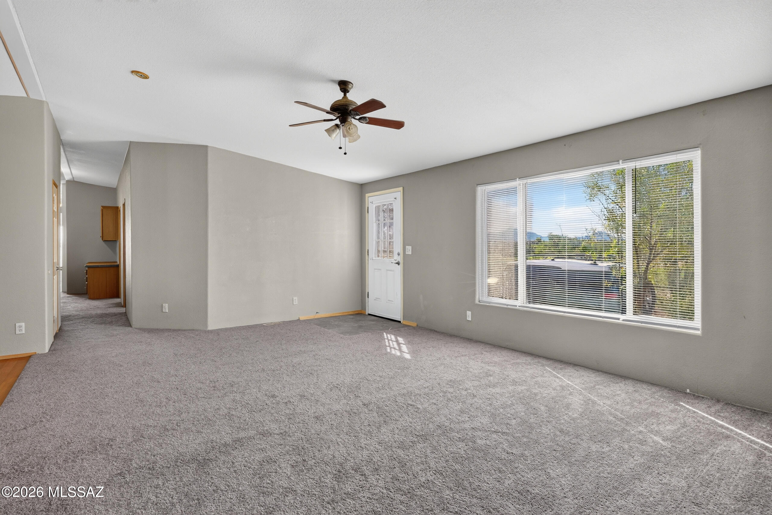 18123 W Lickskillet Lane