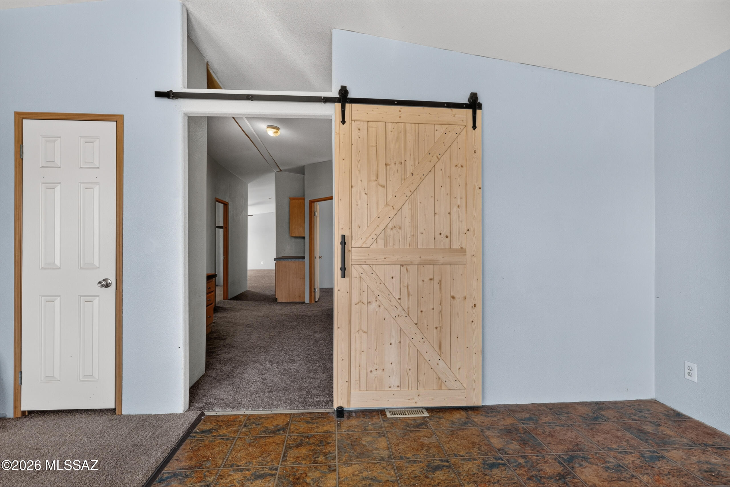18123 W Lickskillet Lane